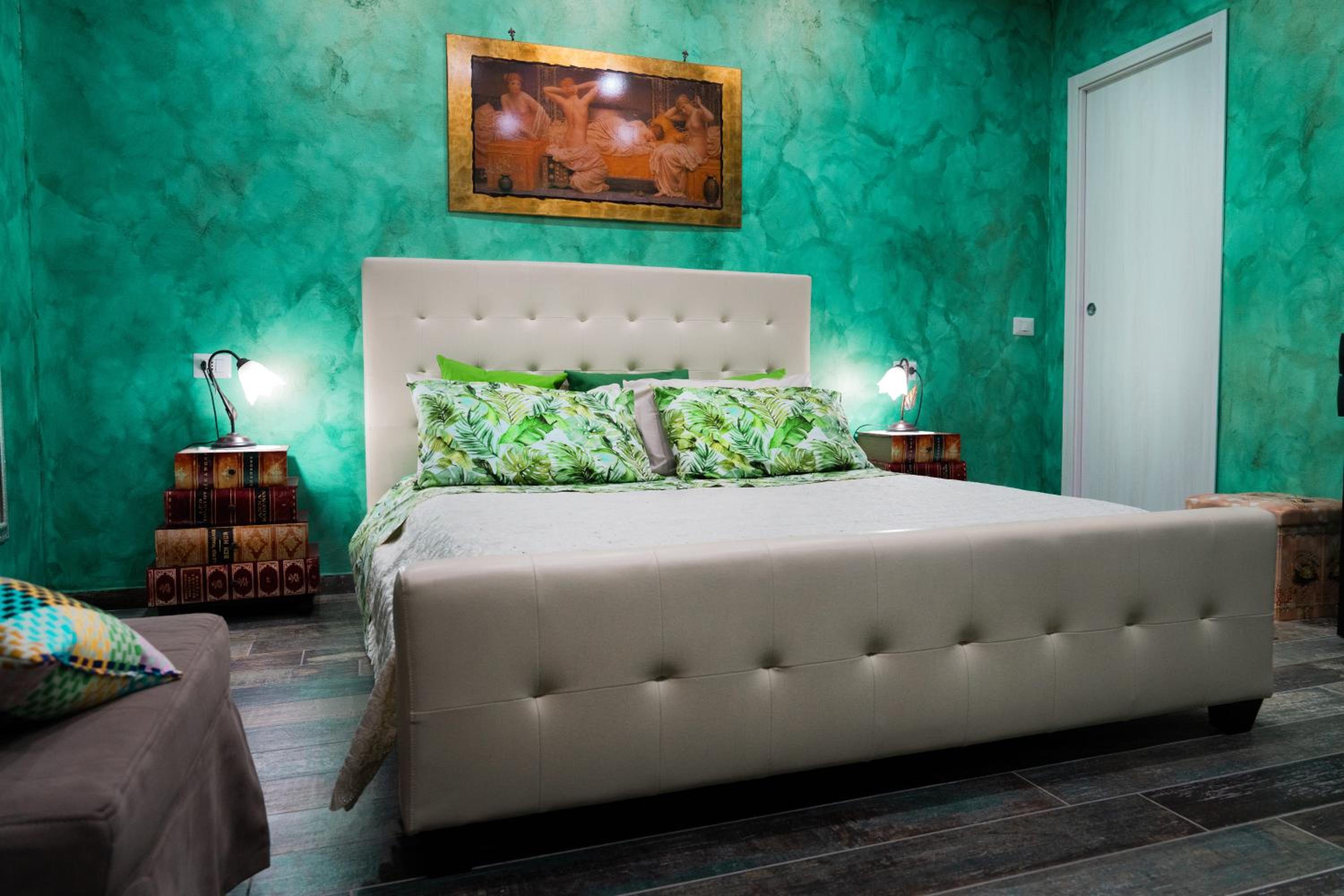 Superior King Room photo 1