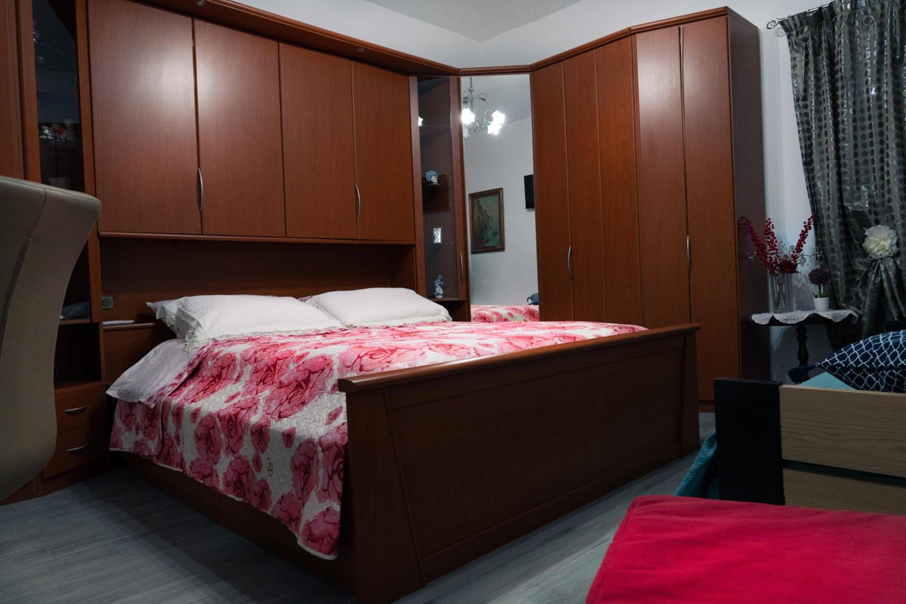 Budget Double Room photo 1