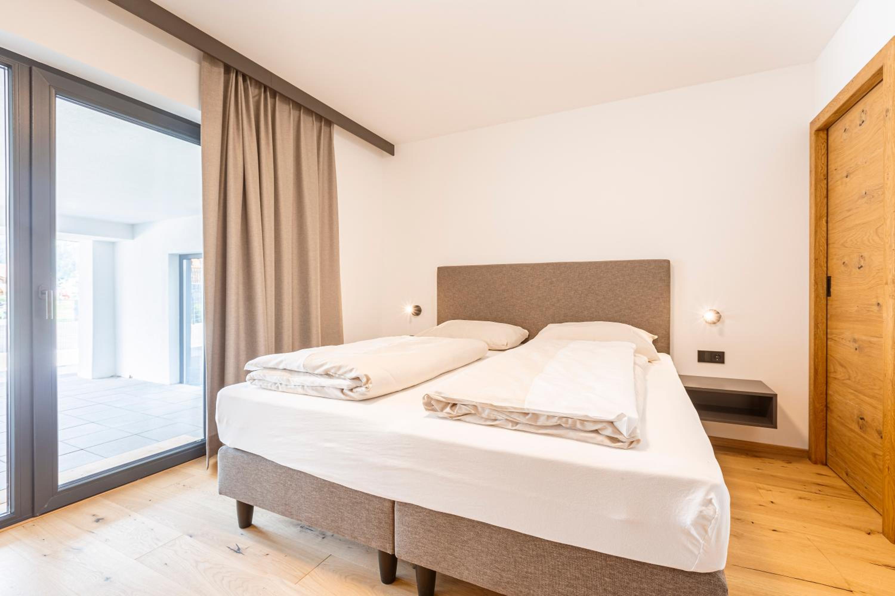 Two-Bedroom Apartment for 5 person