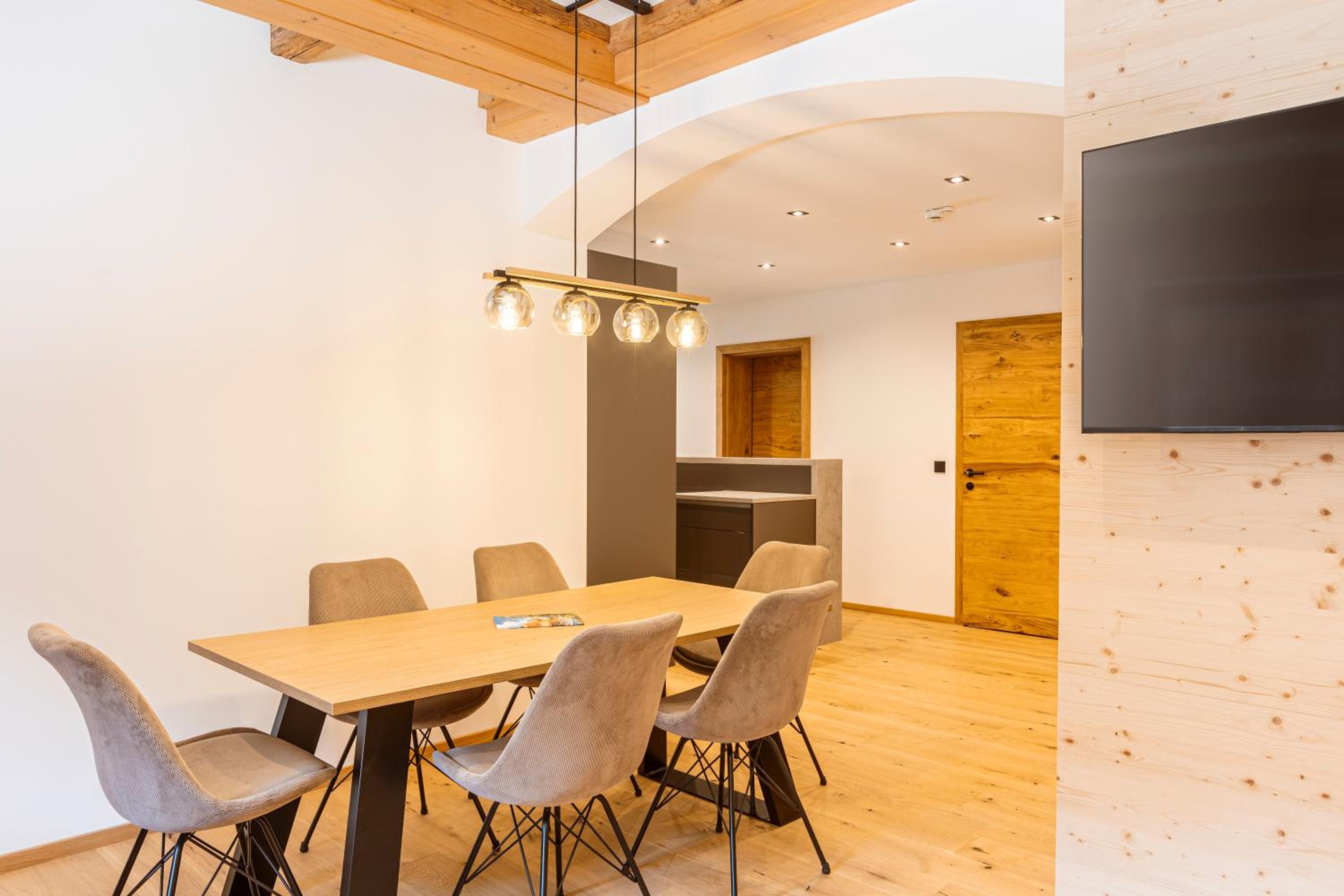 Two-Bedroom Apartment for 5 person photo 2