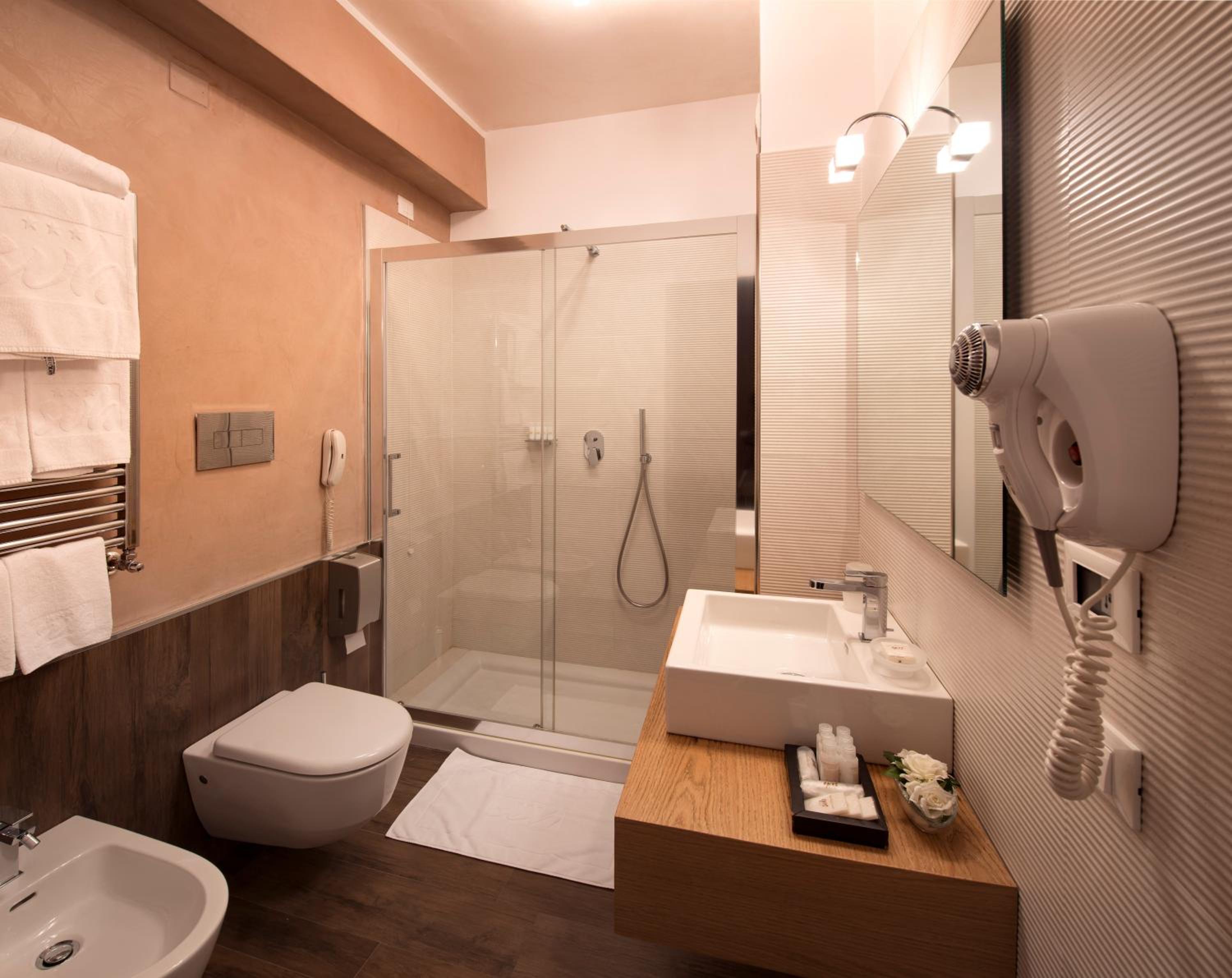 Superior Double Room - Photo 4