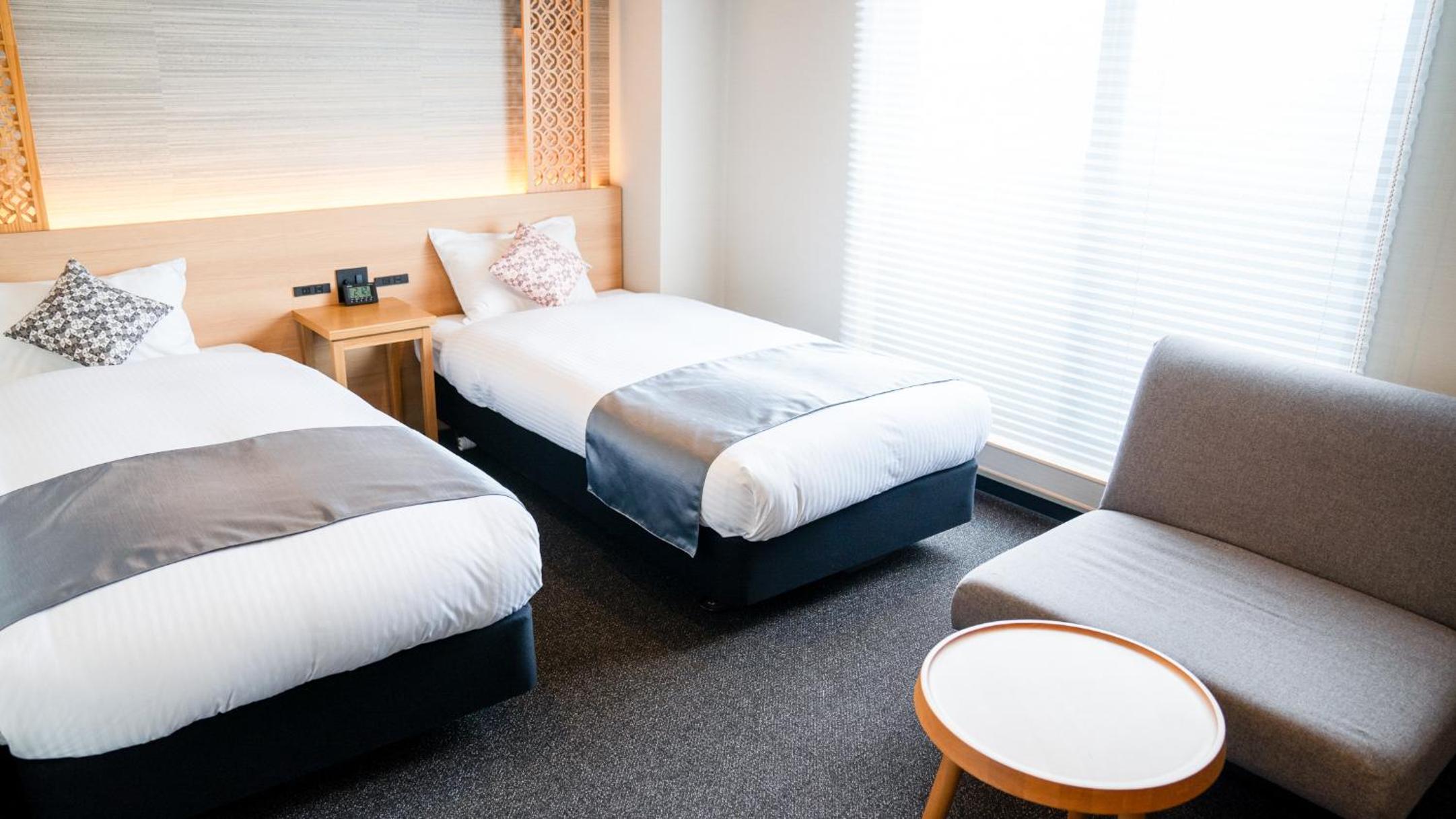 Standard Twin Room with Sofa photo 1
