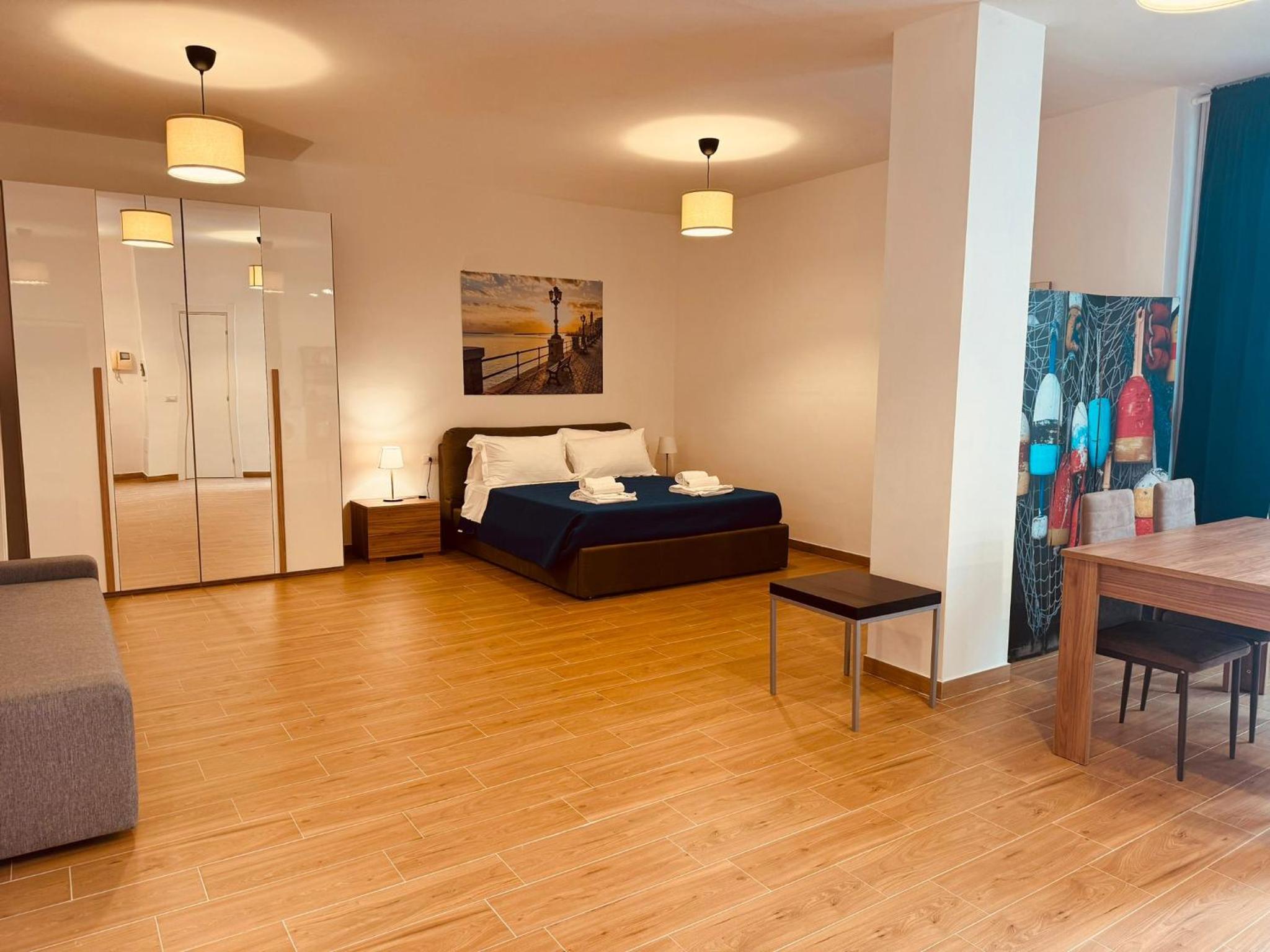 One-Bedroom Apartment