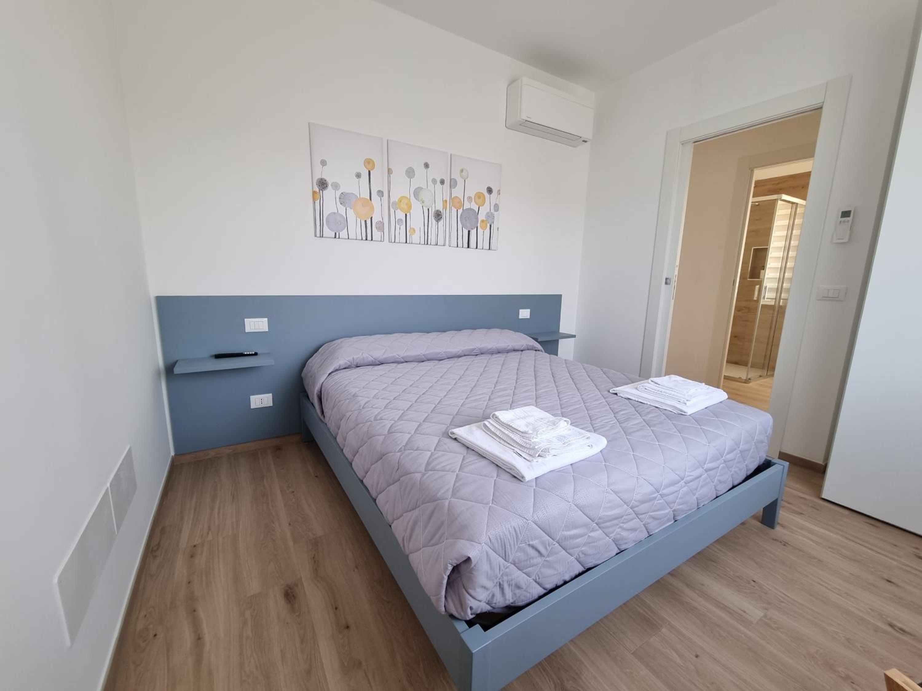 Four-Bedroom House photo 1