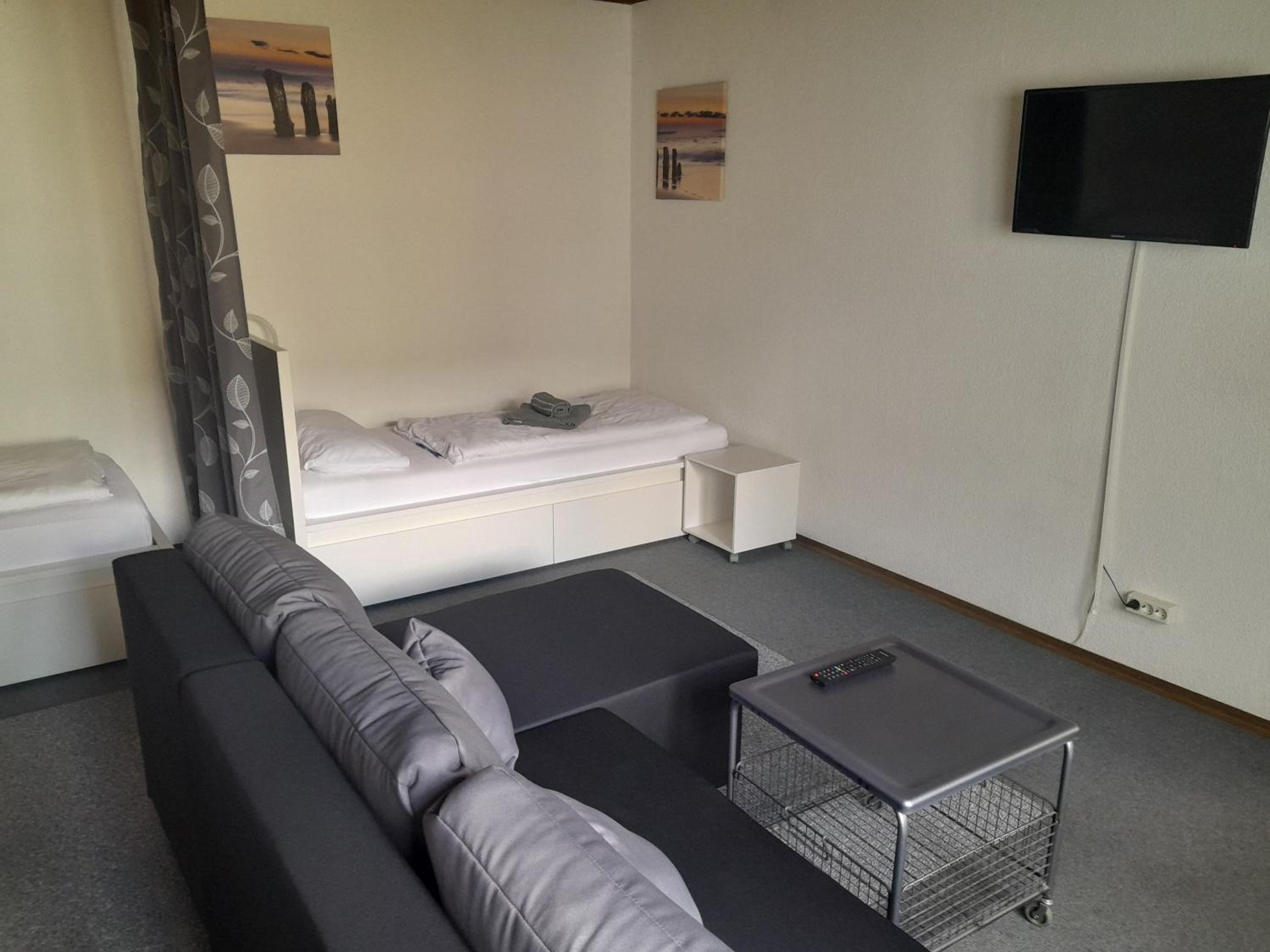 Apartment photo 3