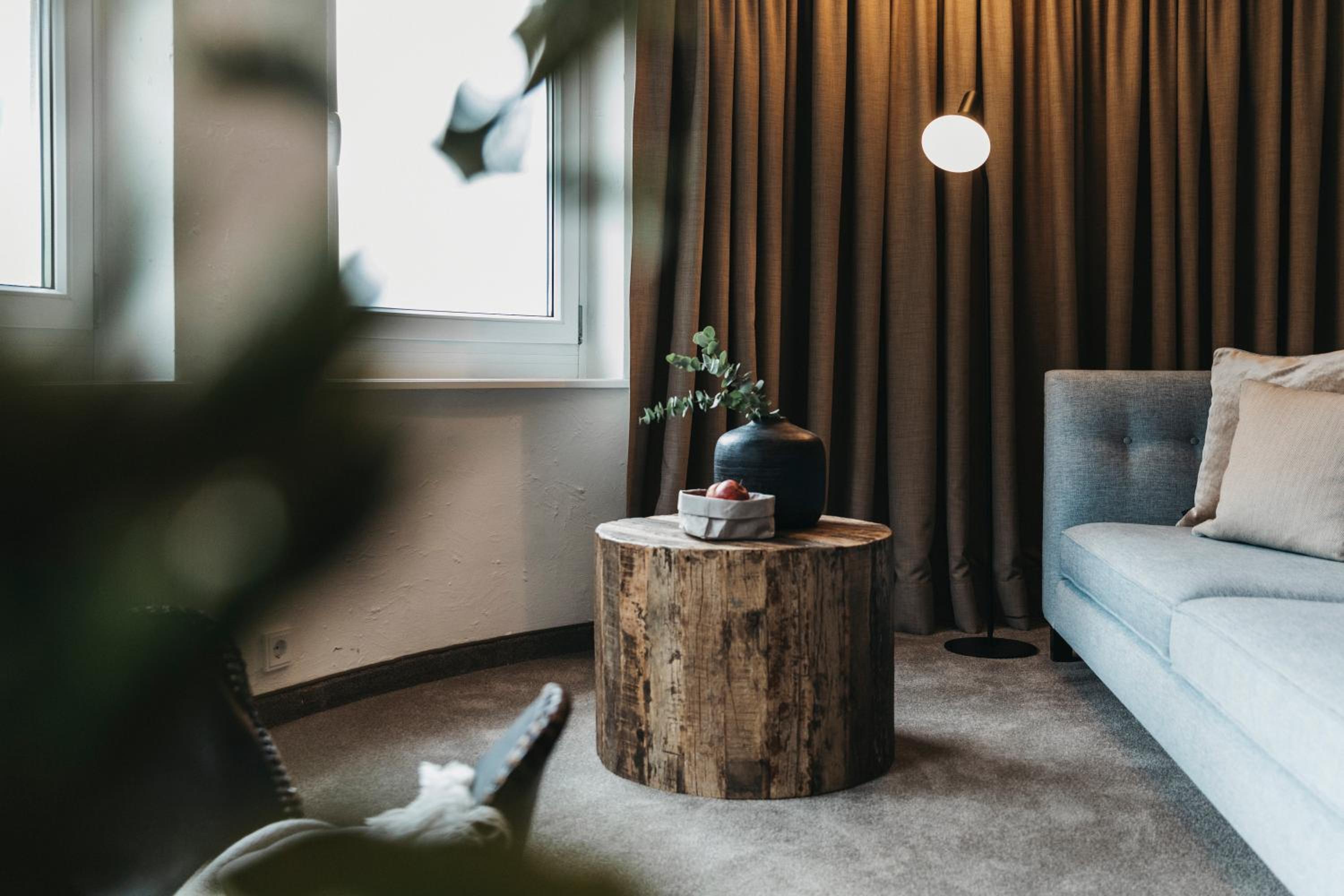 Suite with Mountain View