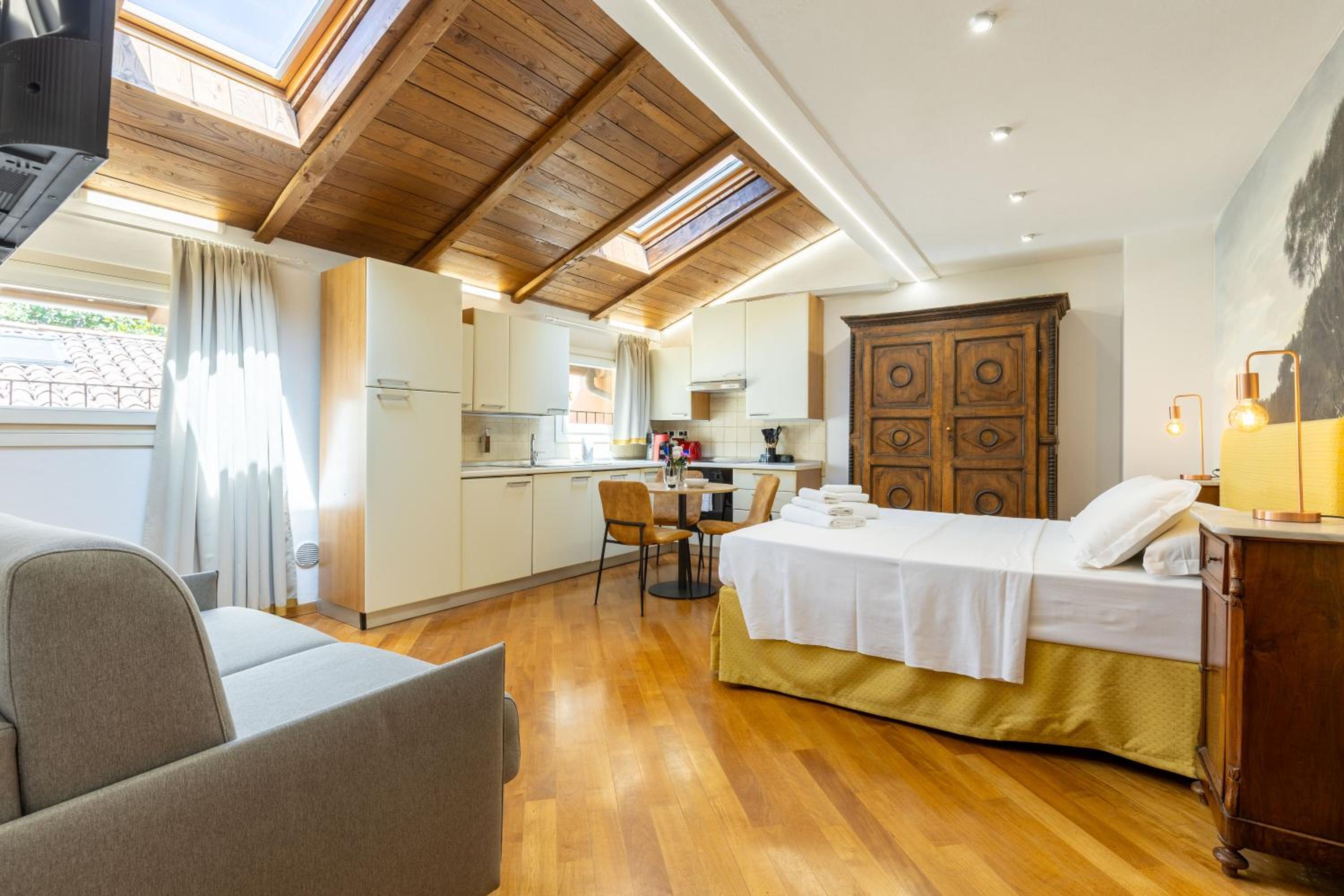 Penthouse Apartment