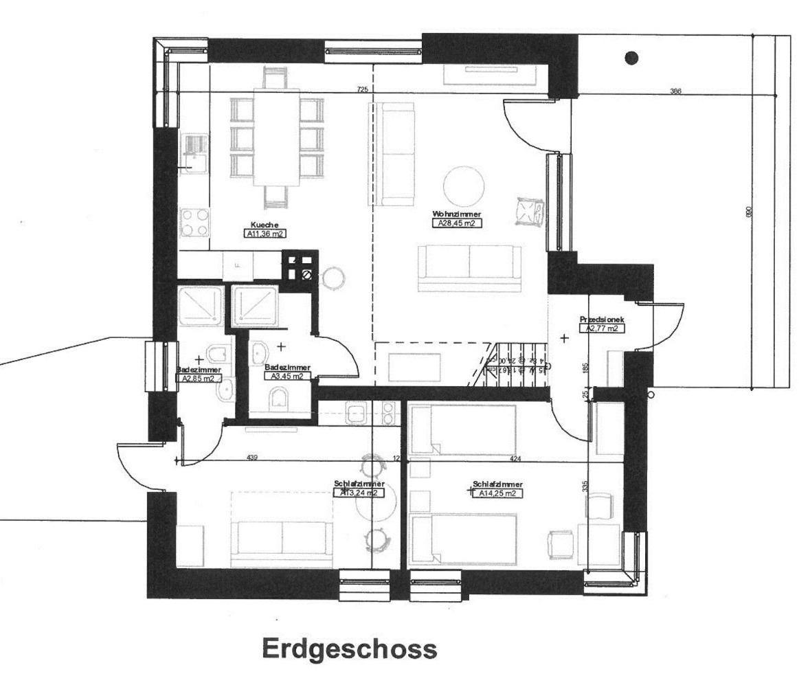 Five-Bedroom House photo 2