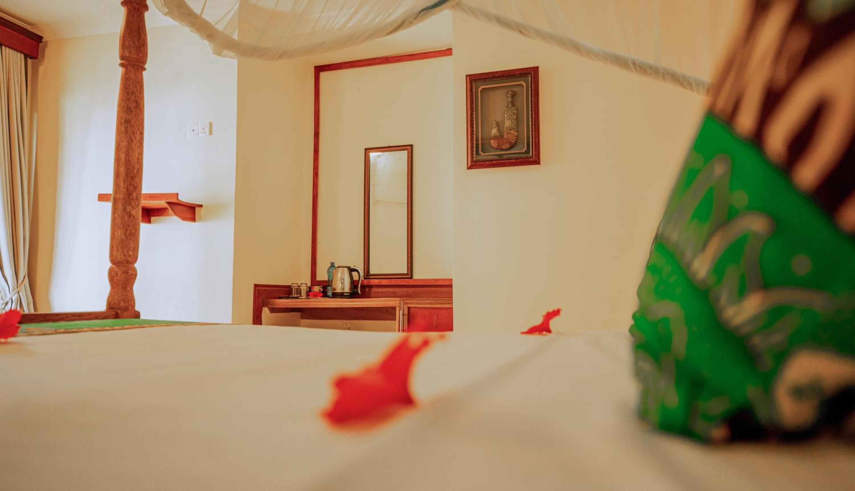 King Room With Pool View