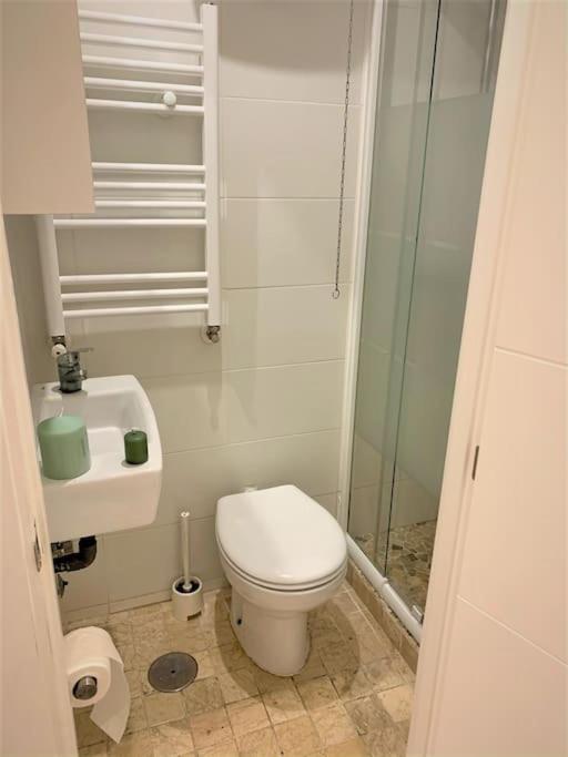 Two-Bedroom Apartment photo 2