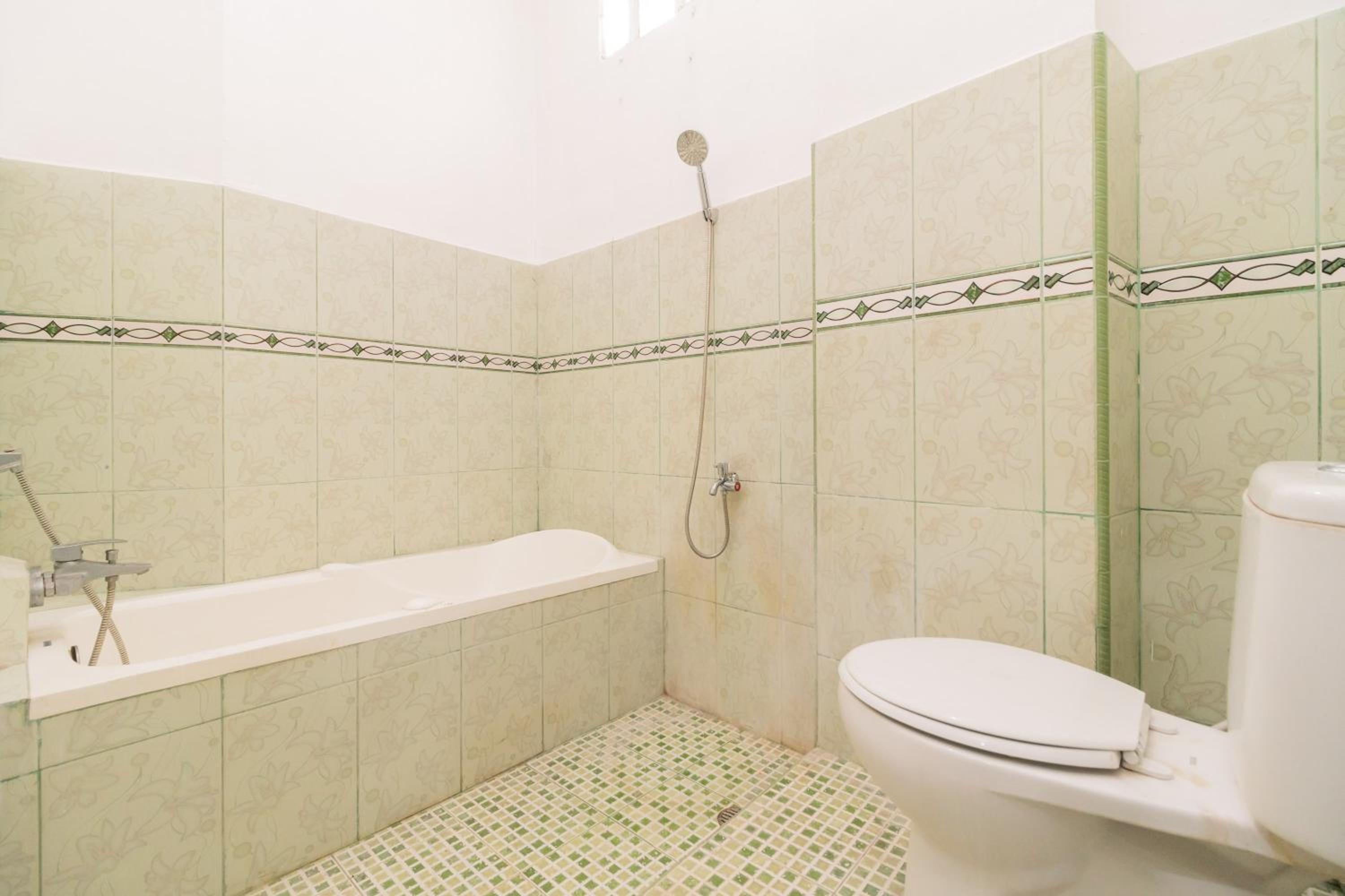 Suite - Photo 7