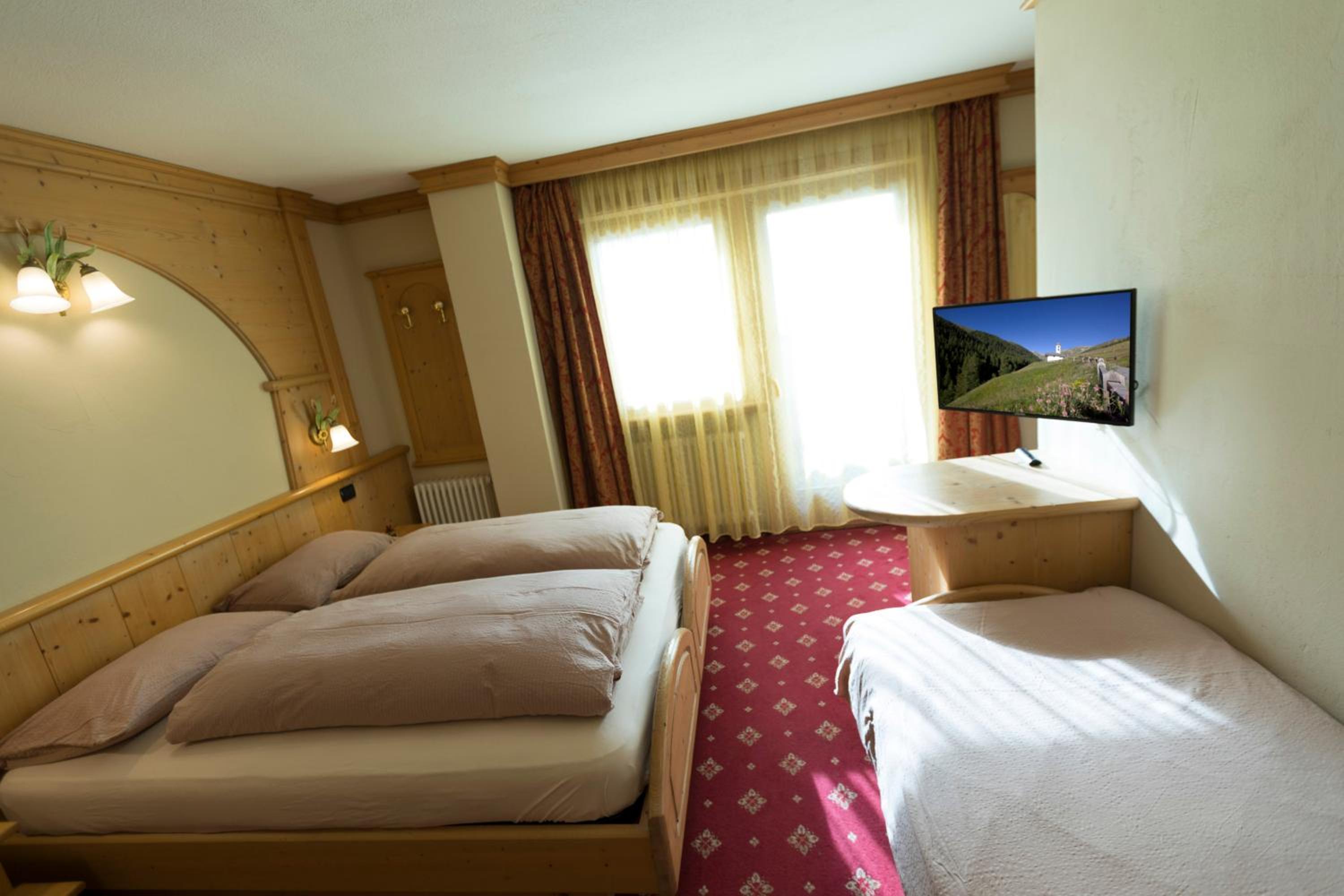 Double or Twin Room with Balcony photo 1