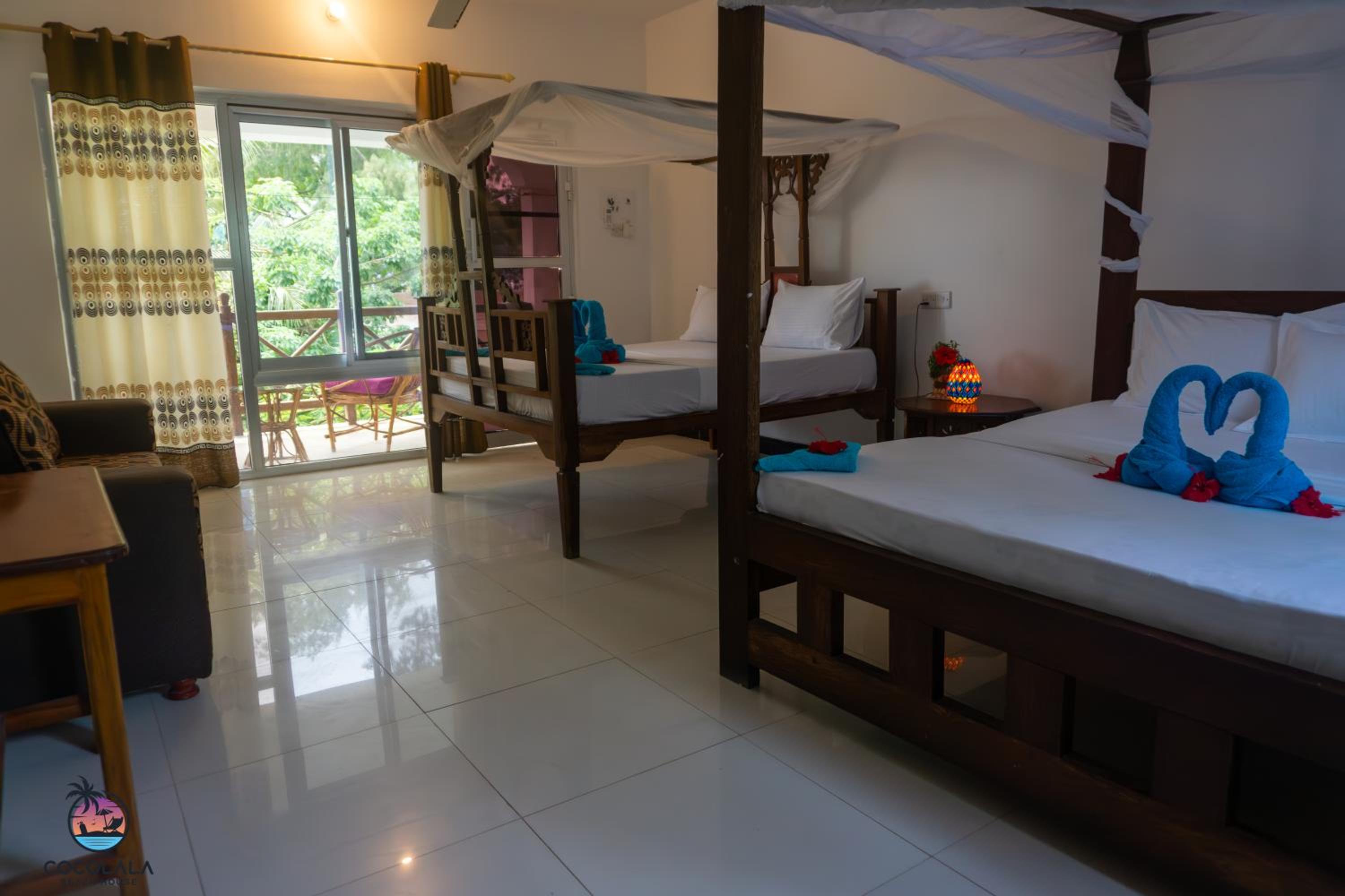 Family Room with Sea View photo 2