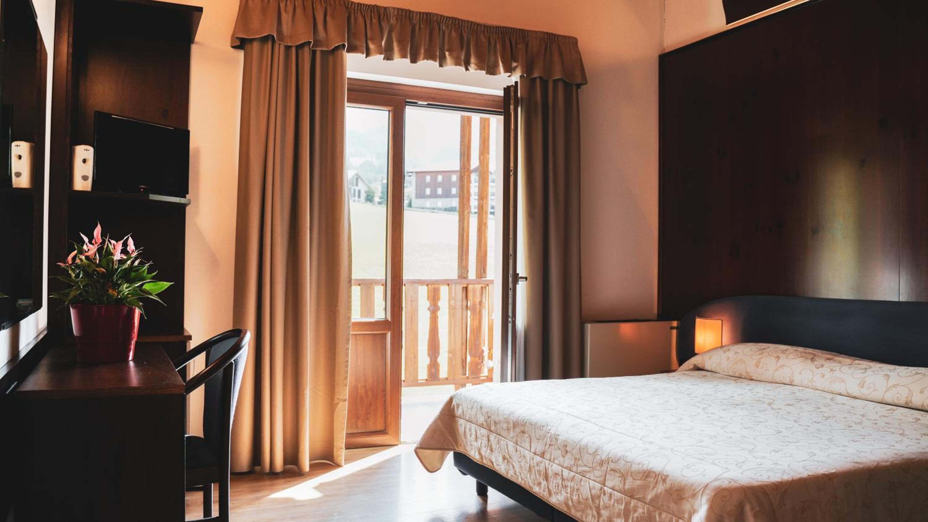 Double or Twin Room photo 2