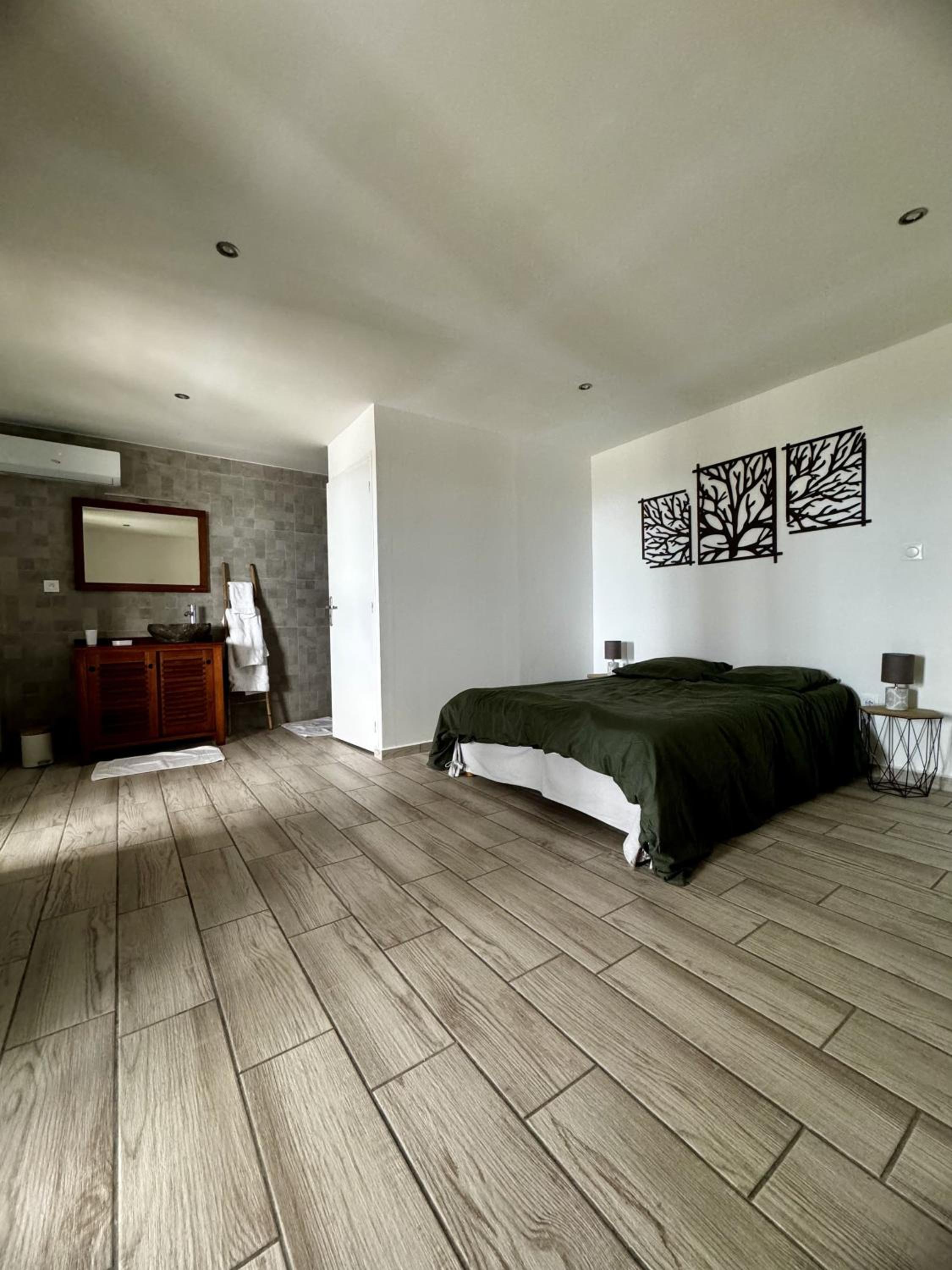 Cozy Caze - Chambre Ananas