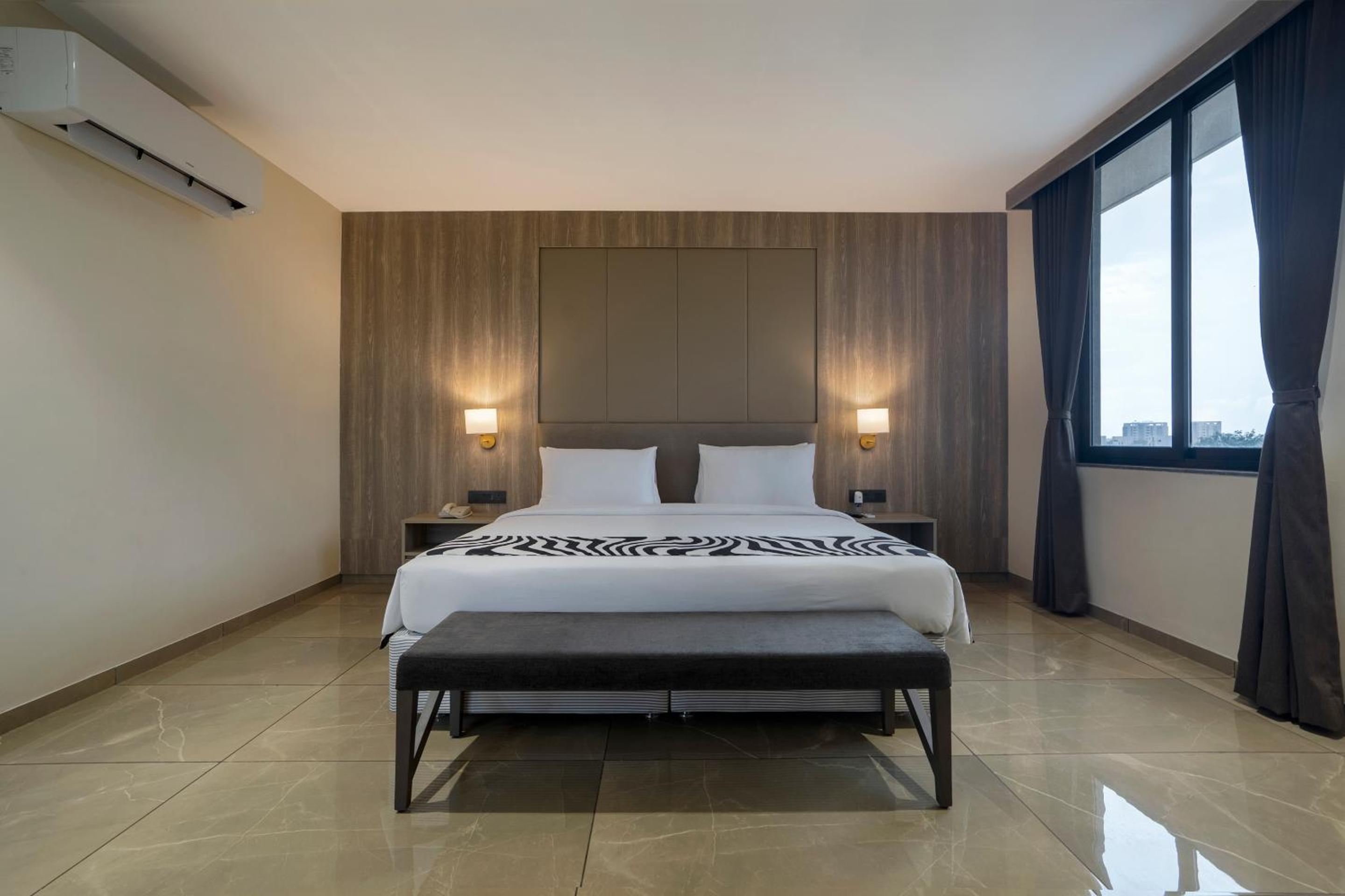 豪华三人房