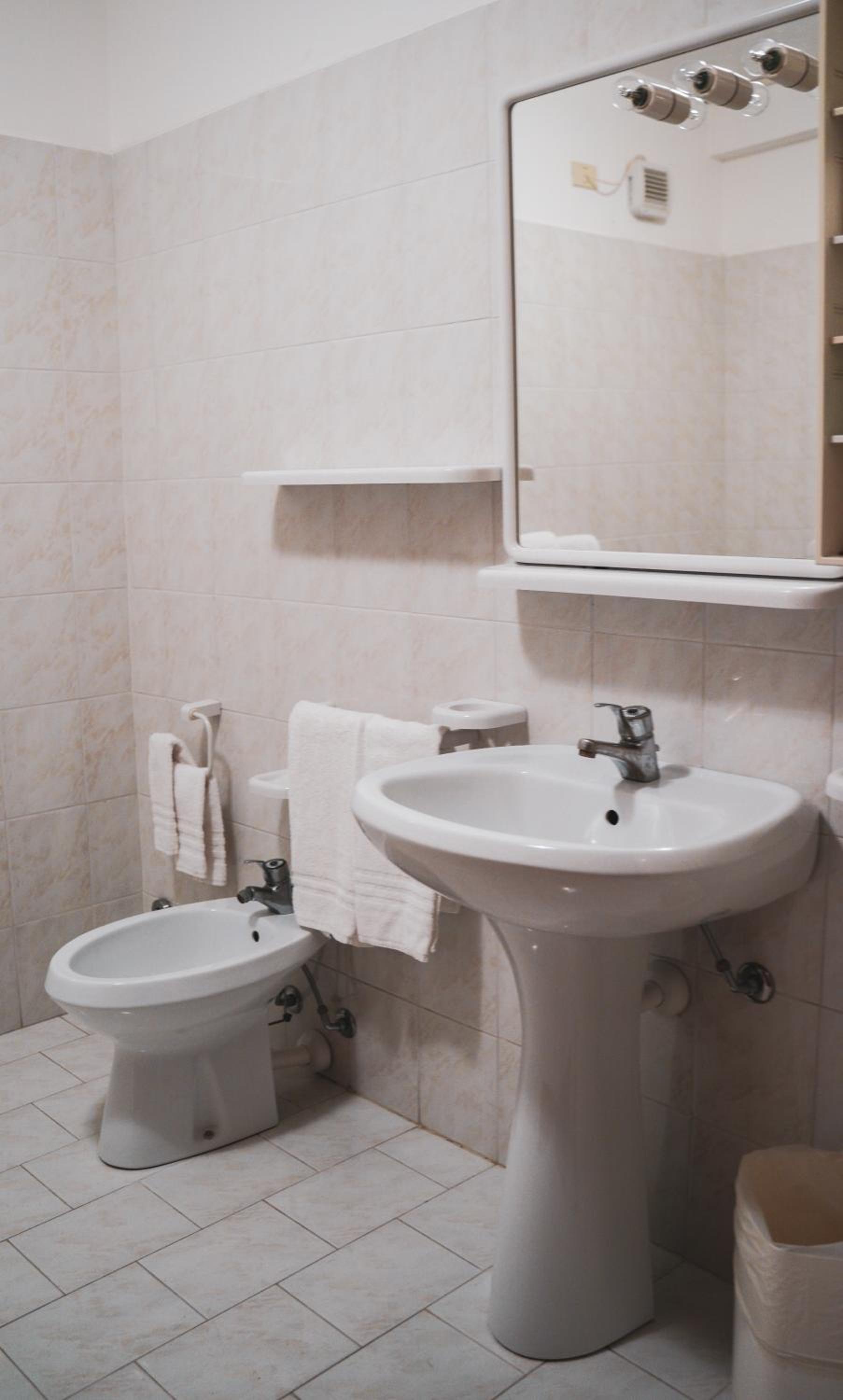 Economy Double or Twin Room
