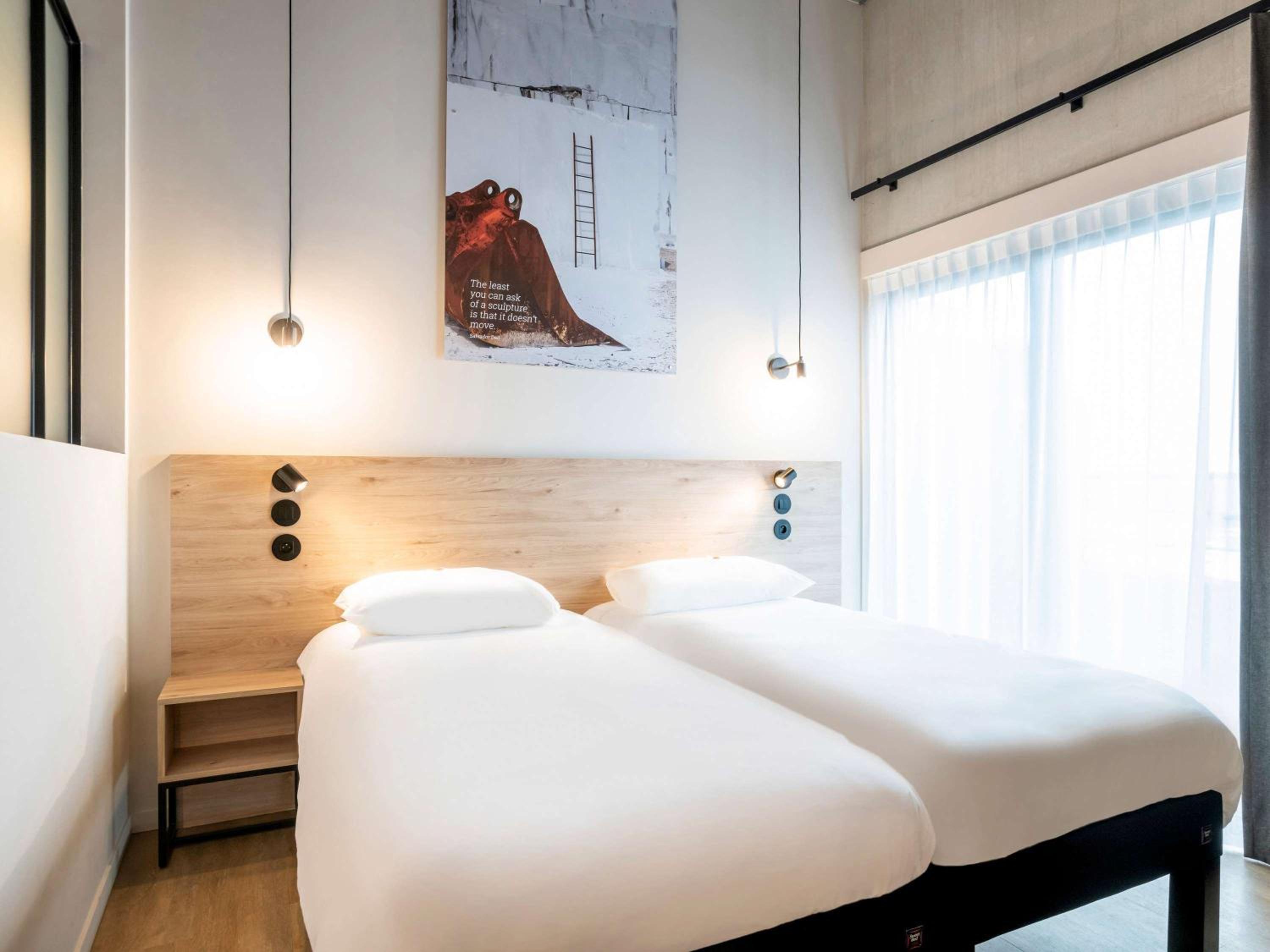 Superior Twin Room with Balcony - Photo 1
