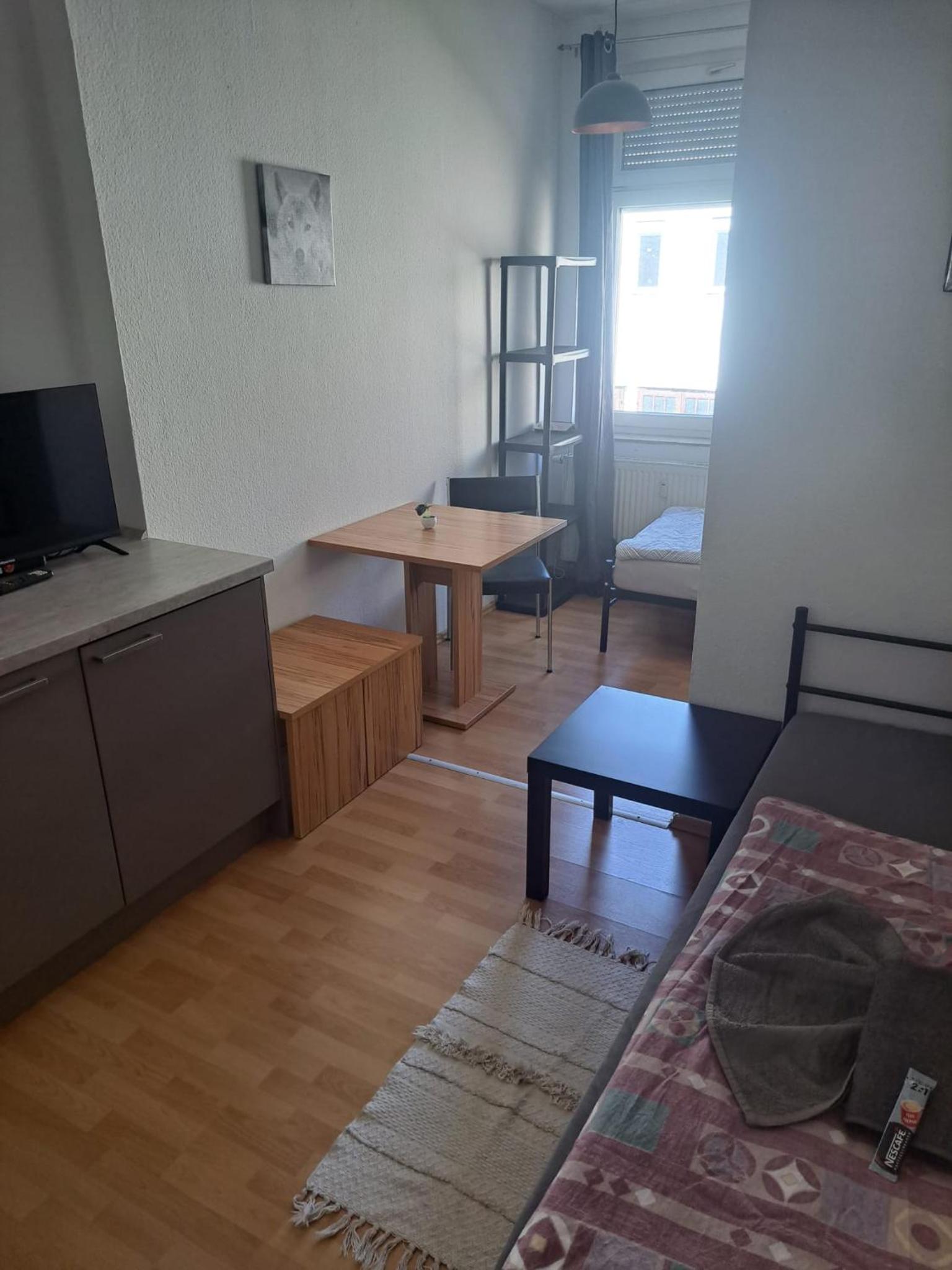 One-Bedroom Apartment photo 1