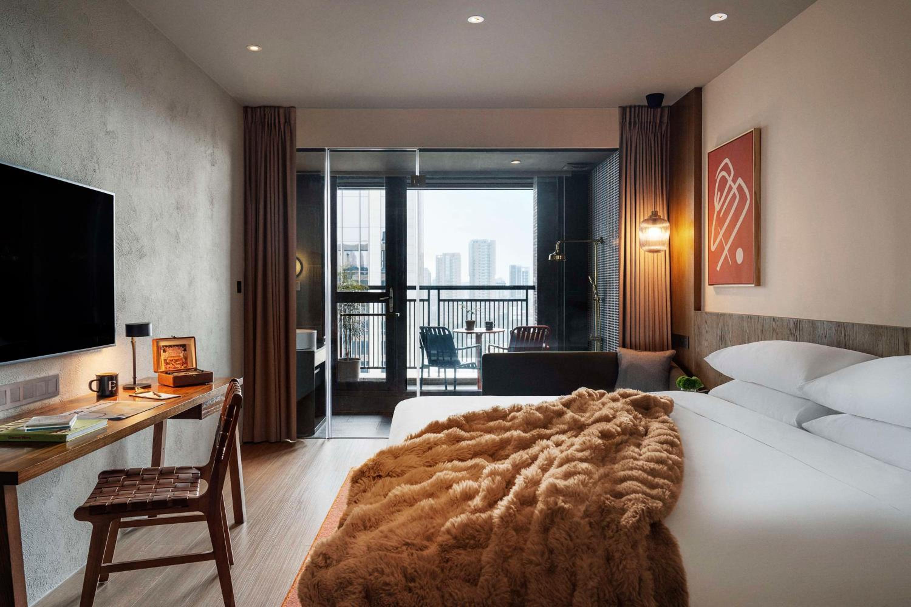 Deluxe King Room with Balcony
