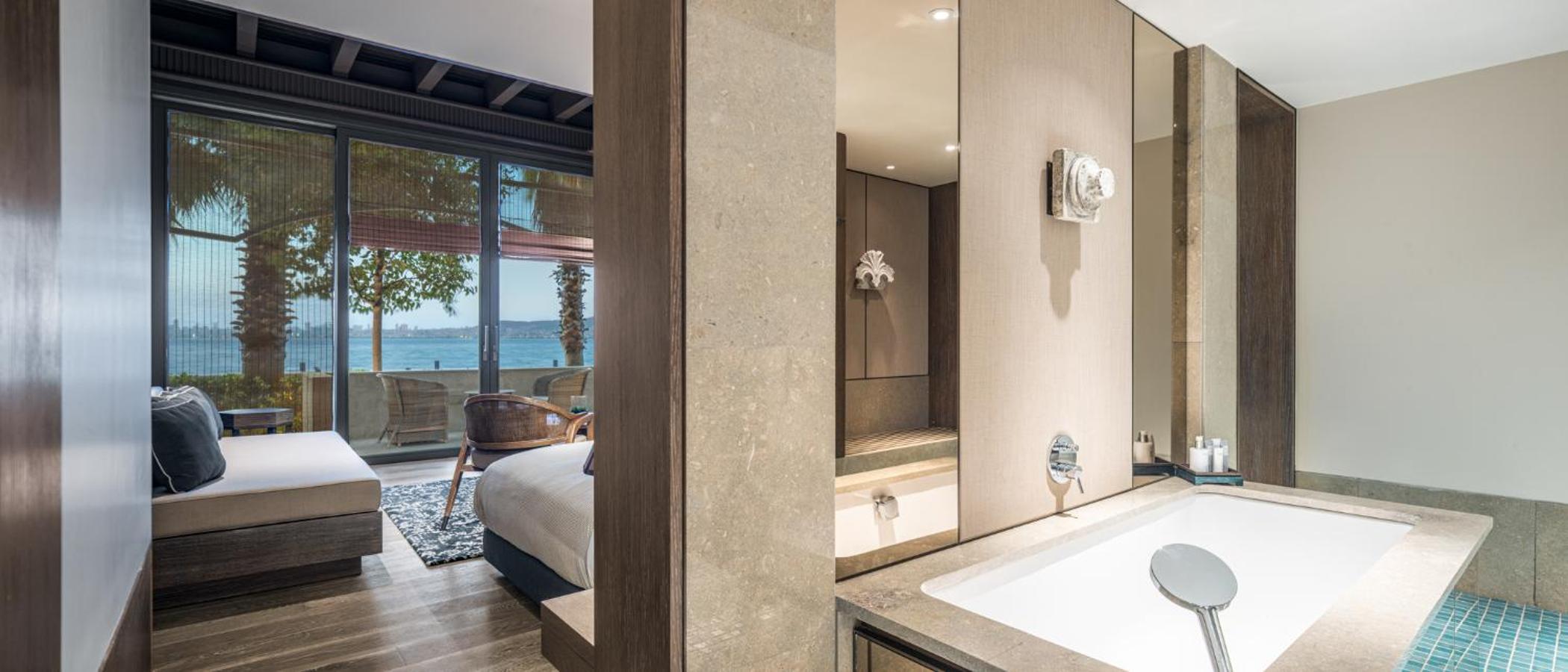 Studio with Sea View