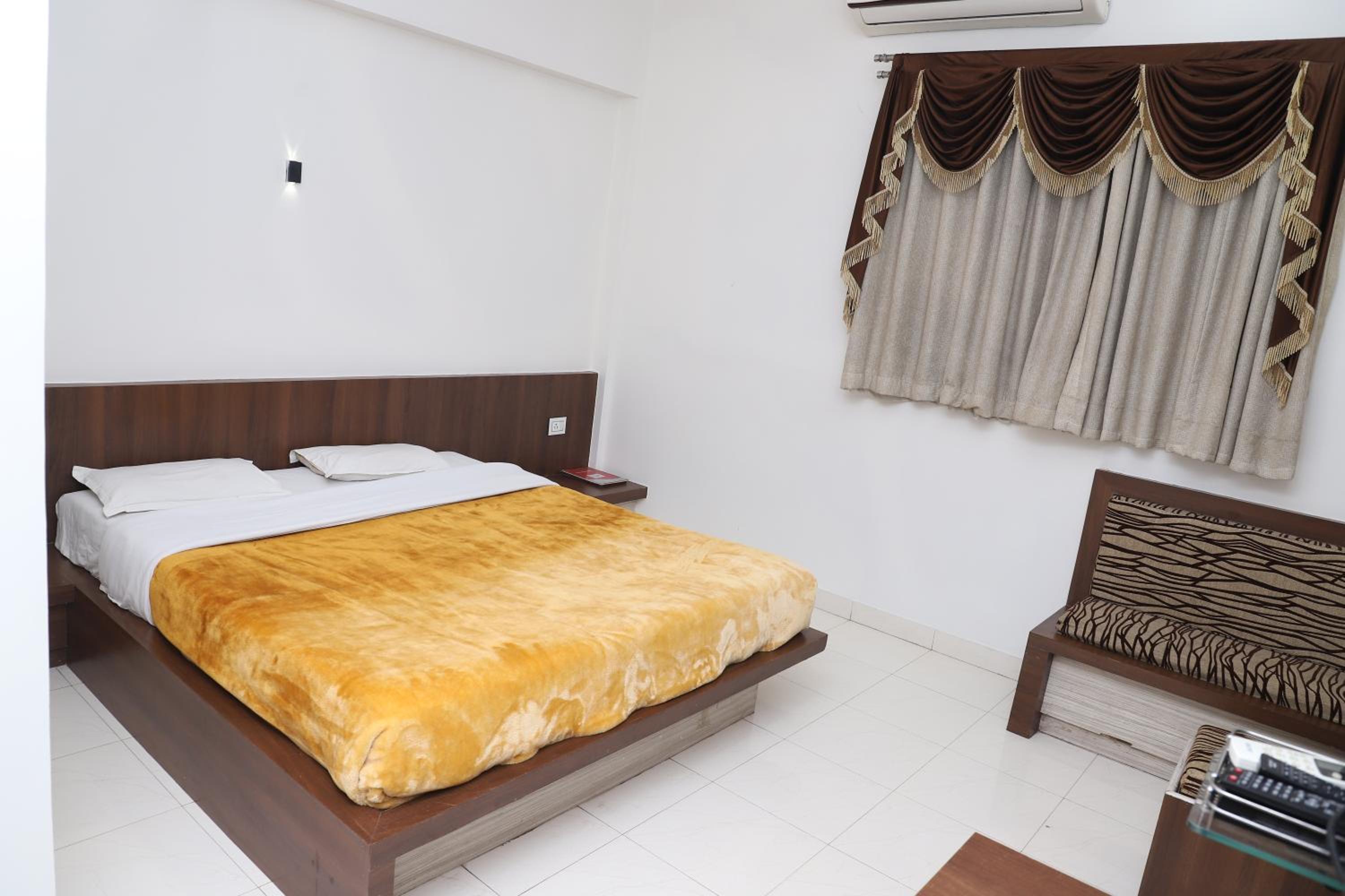 Deluxe Room - Photo 1