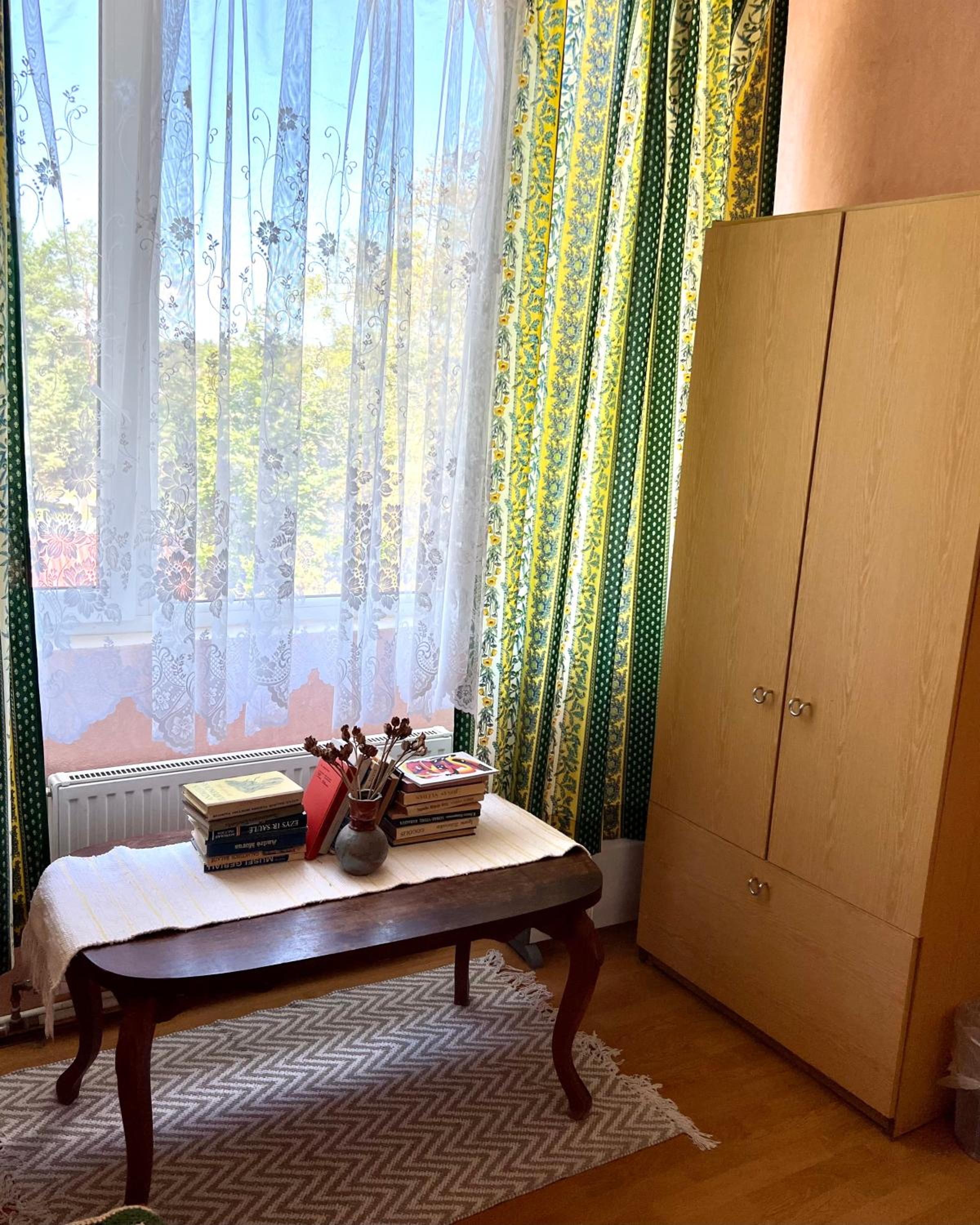 Small Single Room photo 1