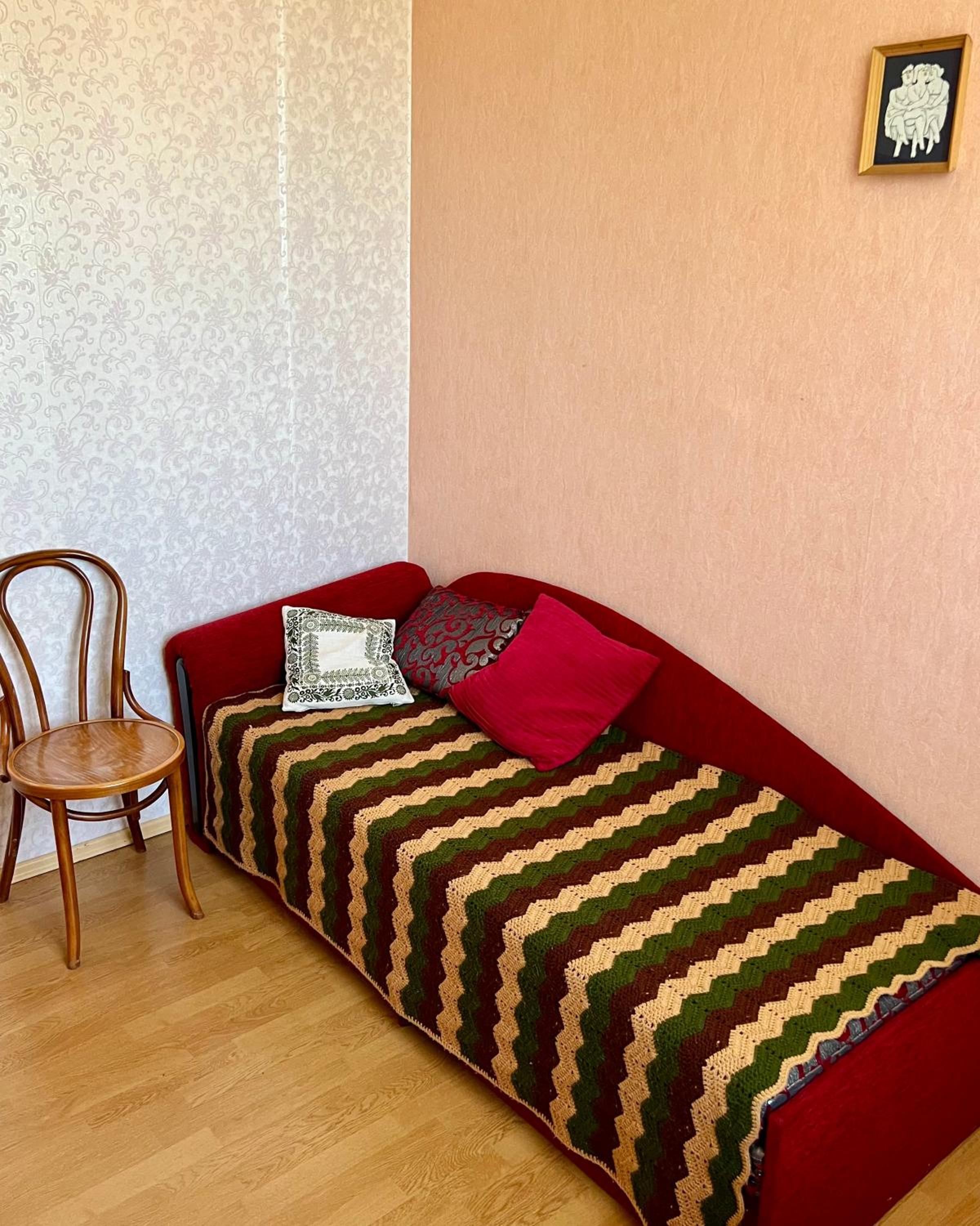Small Single Room photo 3