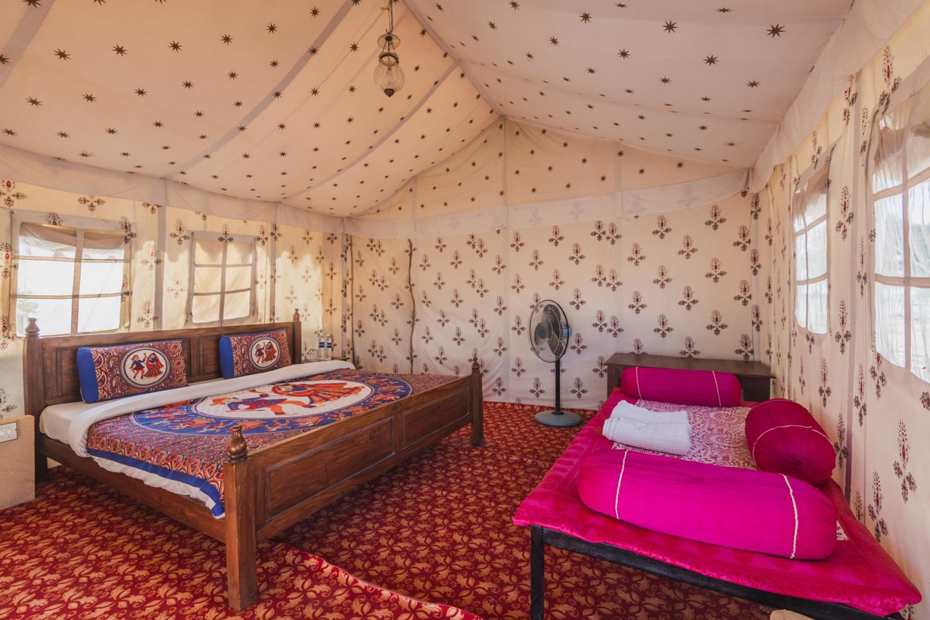 Deluxe King Room photo 3