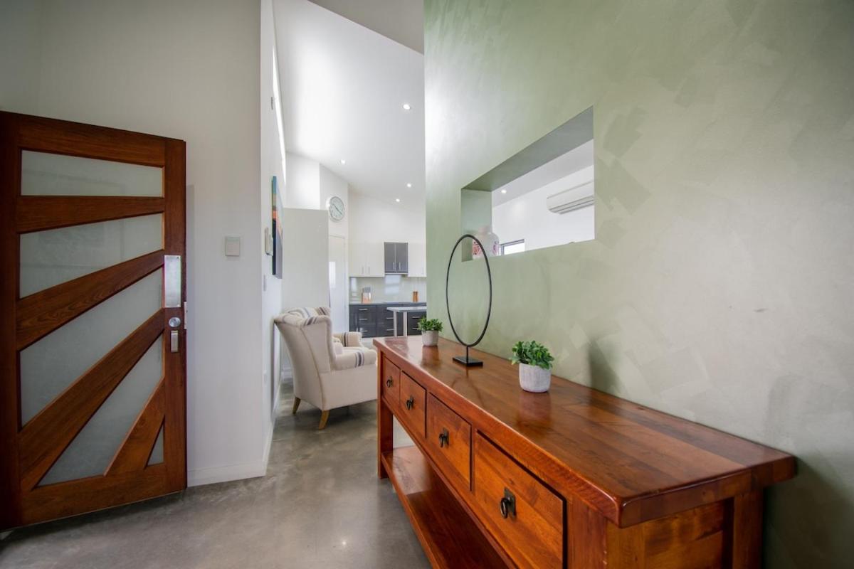 Three-Bedroom House photo 1