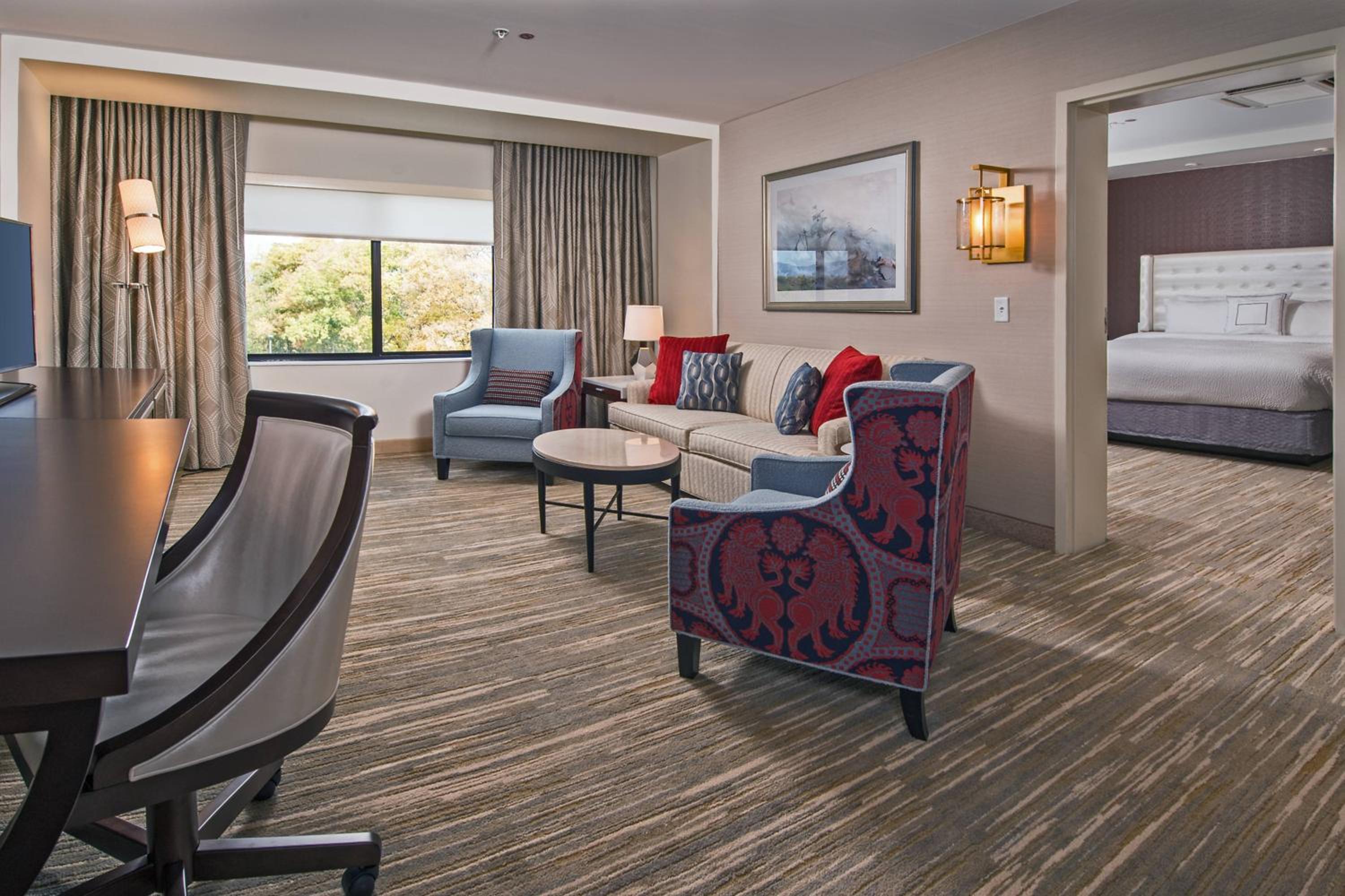 Suite, 1 King, Sofa bed