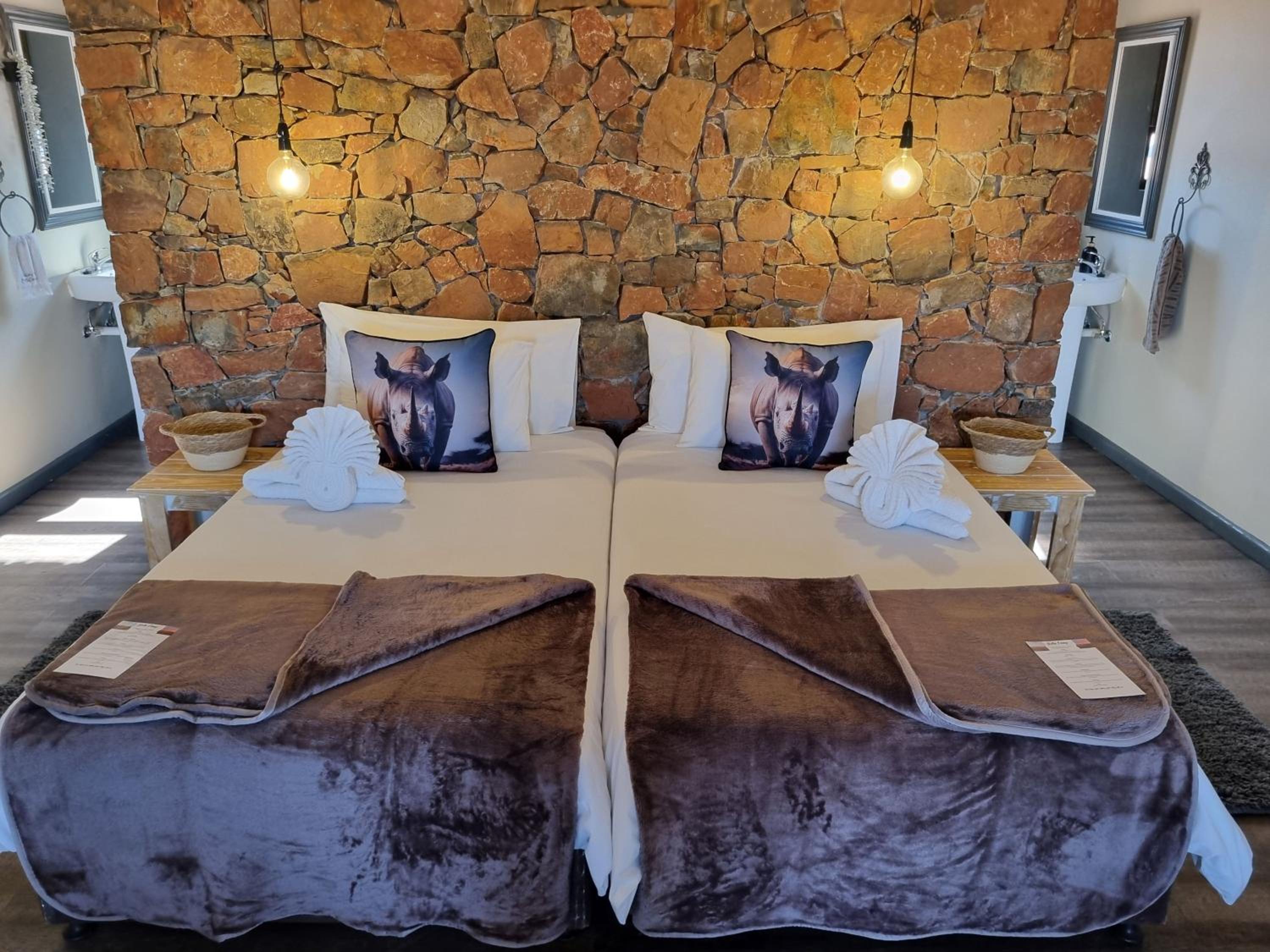 Deluxe King Room photo 1