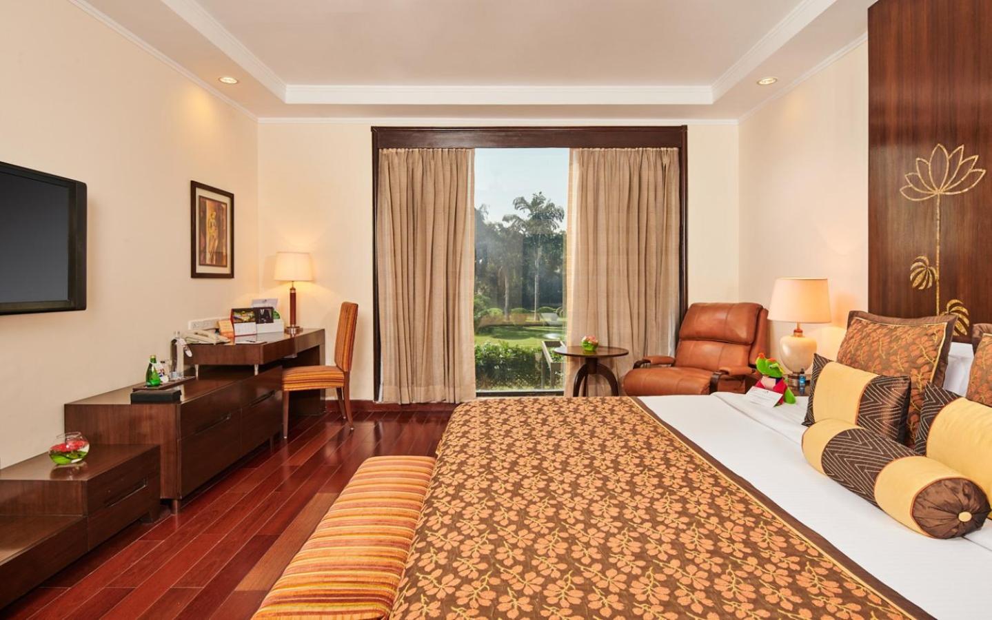 Presidential Suite First Floor With Complimentary Airport Tranfers