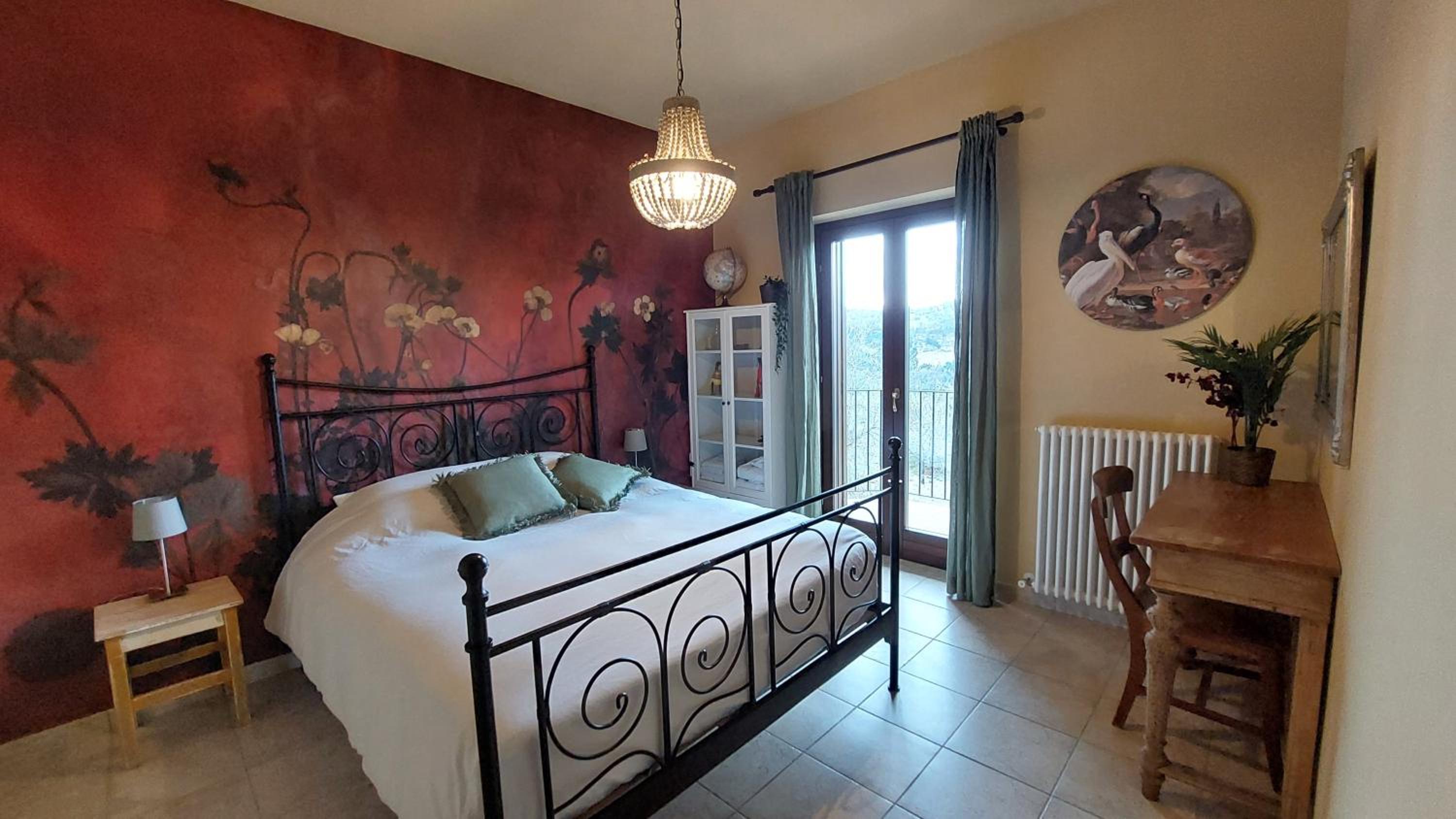 King Room with Mountain View photo 1