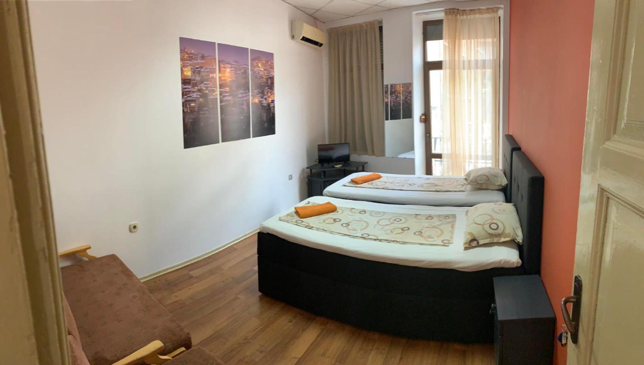Three-Bedroom Apartment photo 3