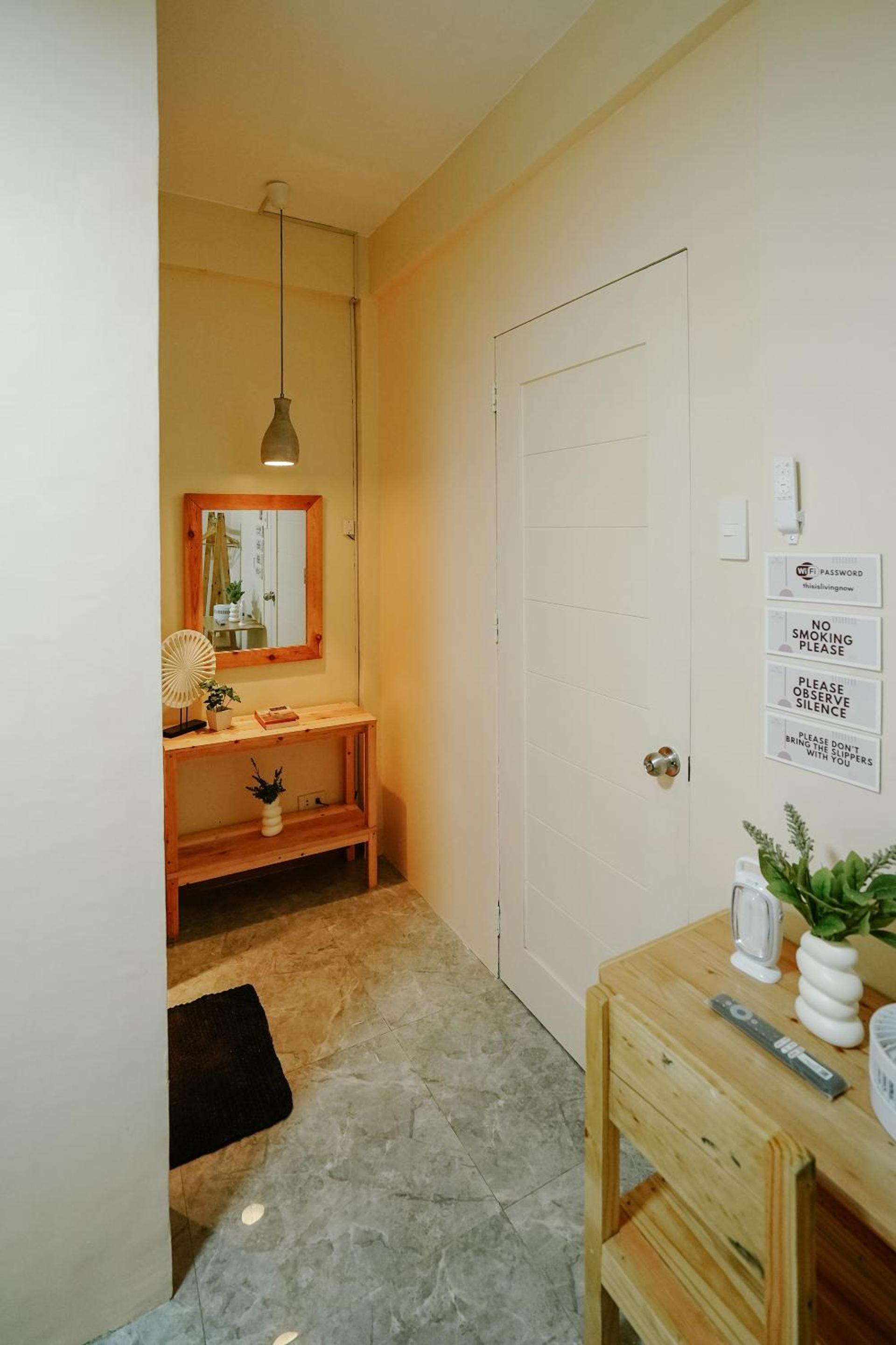 Twin Room with Private Bathroom photo 2