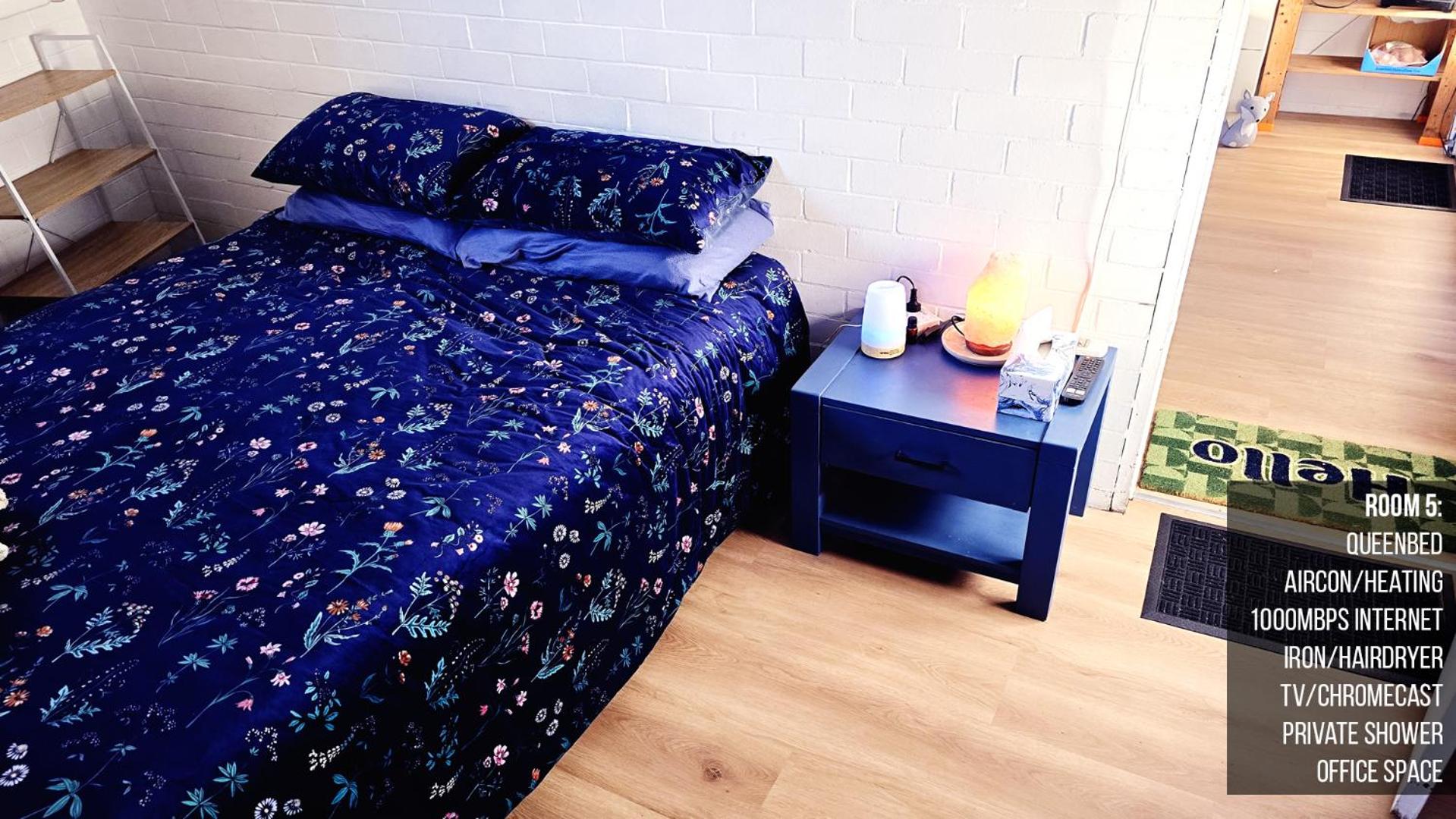 Queen Room