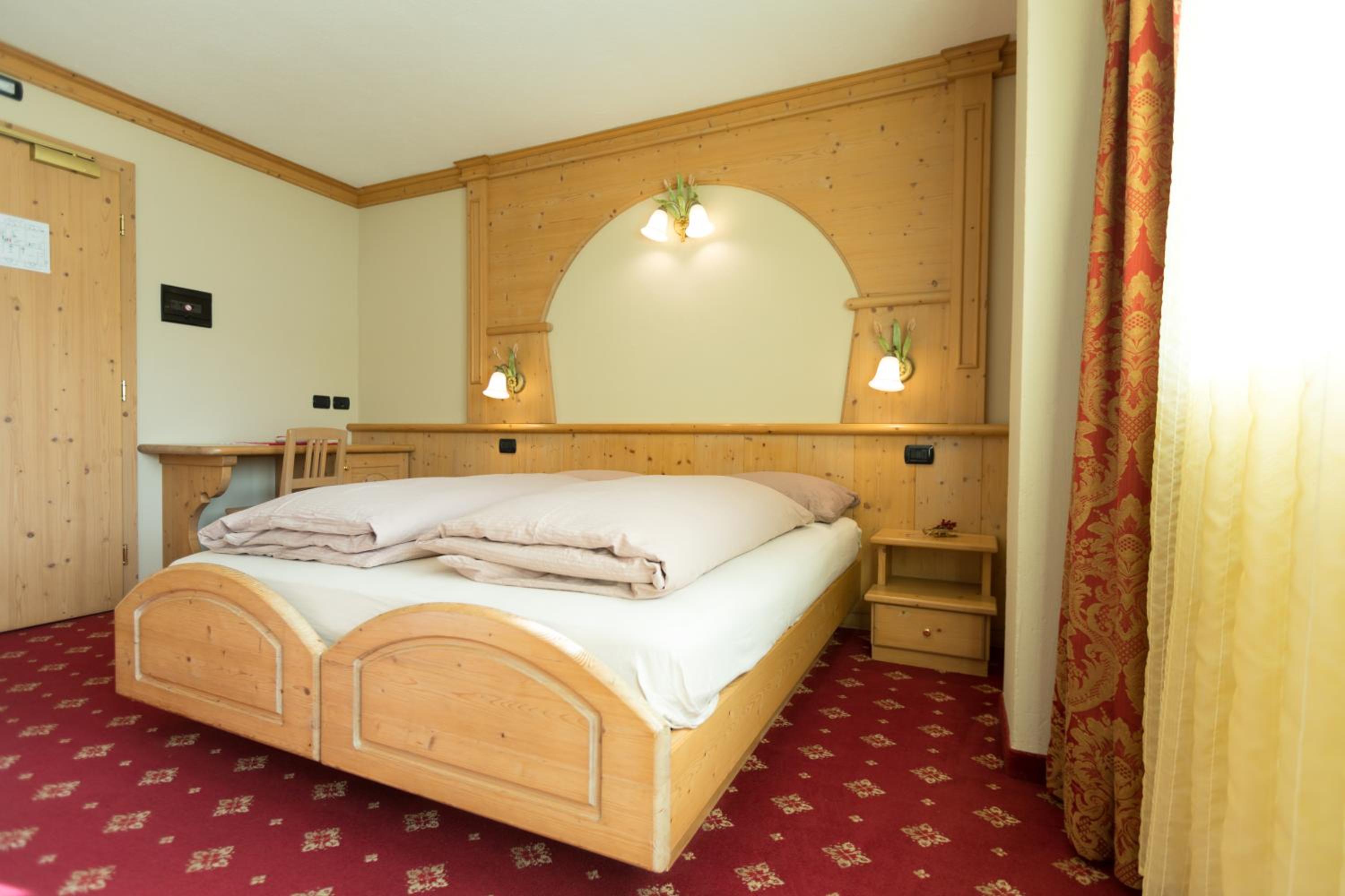 Double or Twin Room photo 1