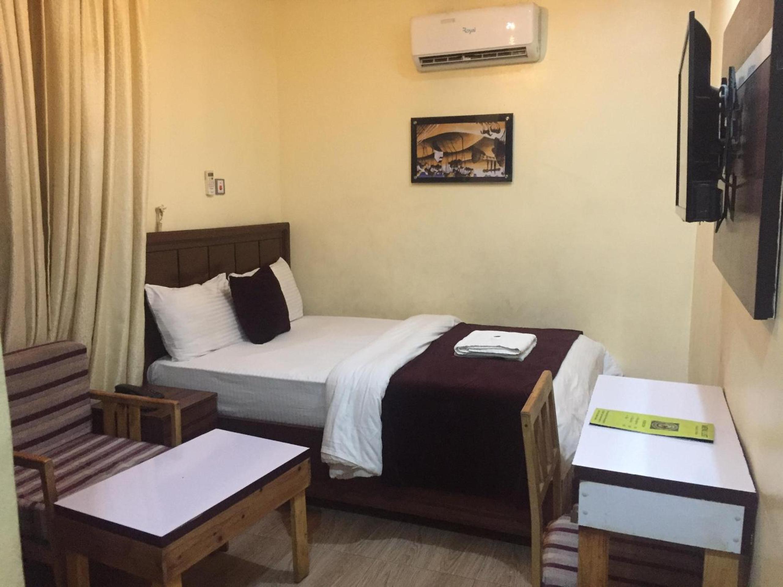 Single Room photo 1