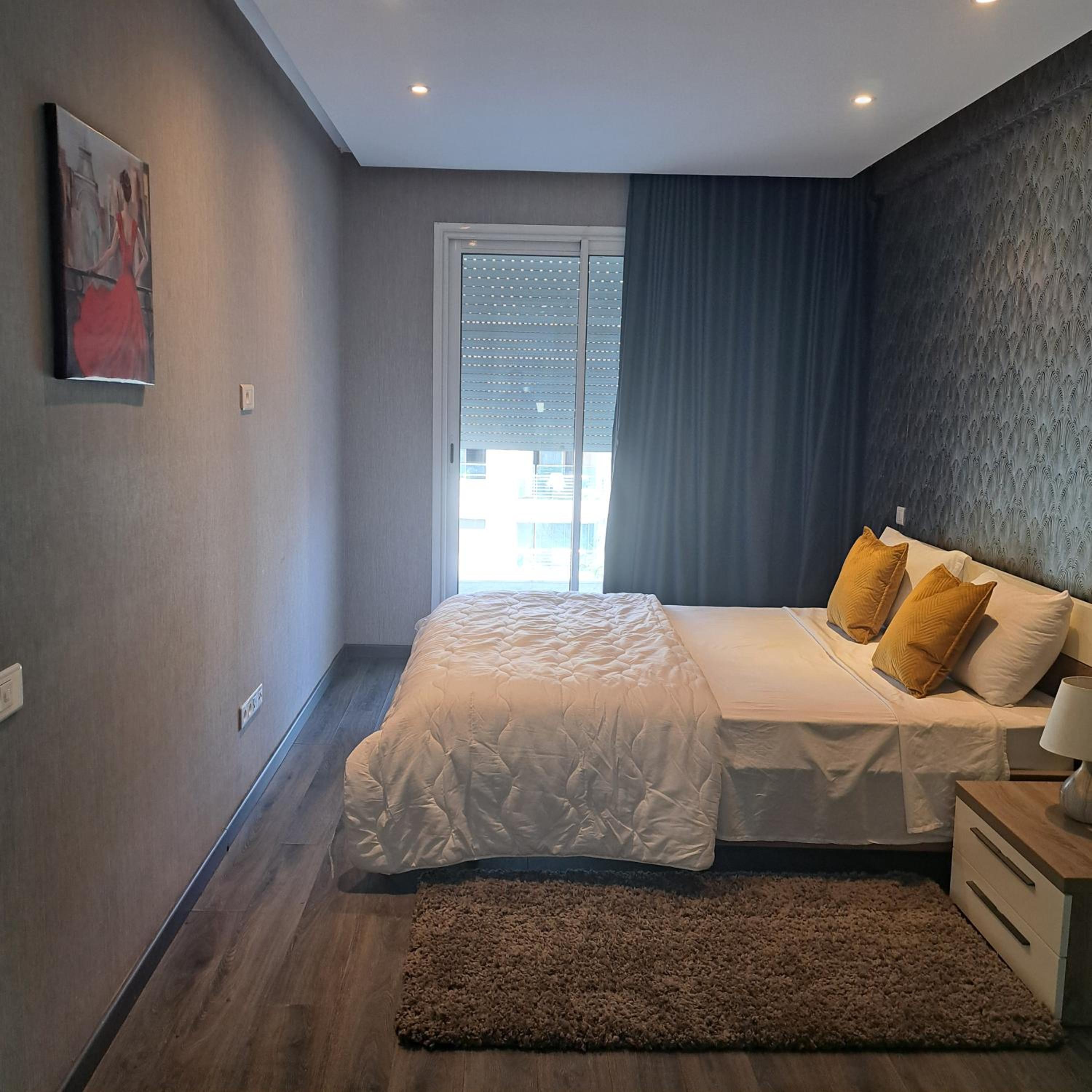 One-Bedroom Apartment photo 3