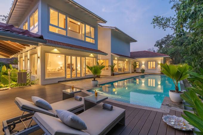 Villa photo 3