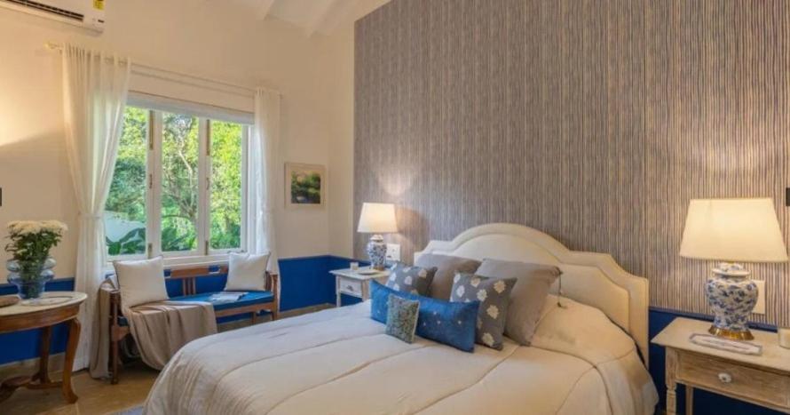 Villa photo 1