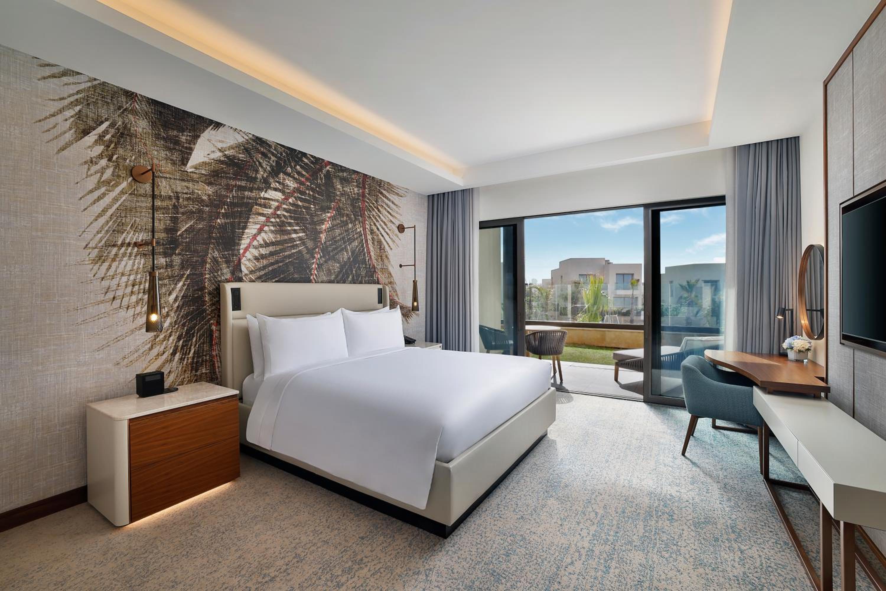 Deluxe King Room - Mobility Access - Photo 1