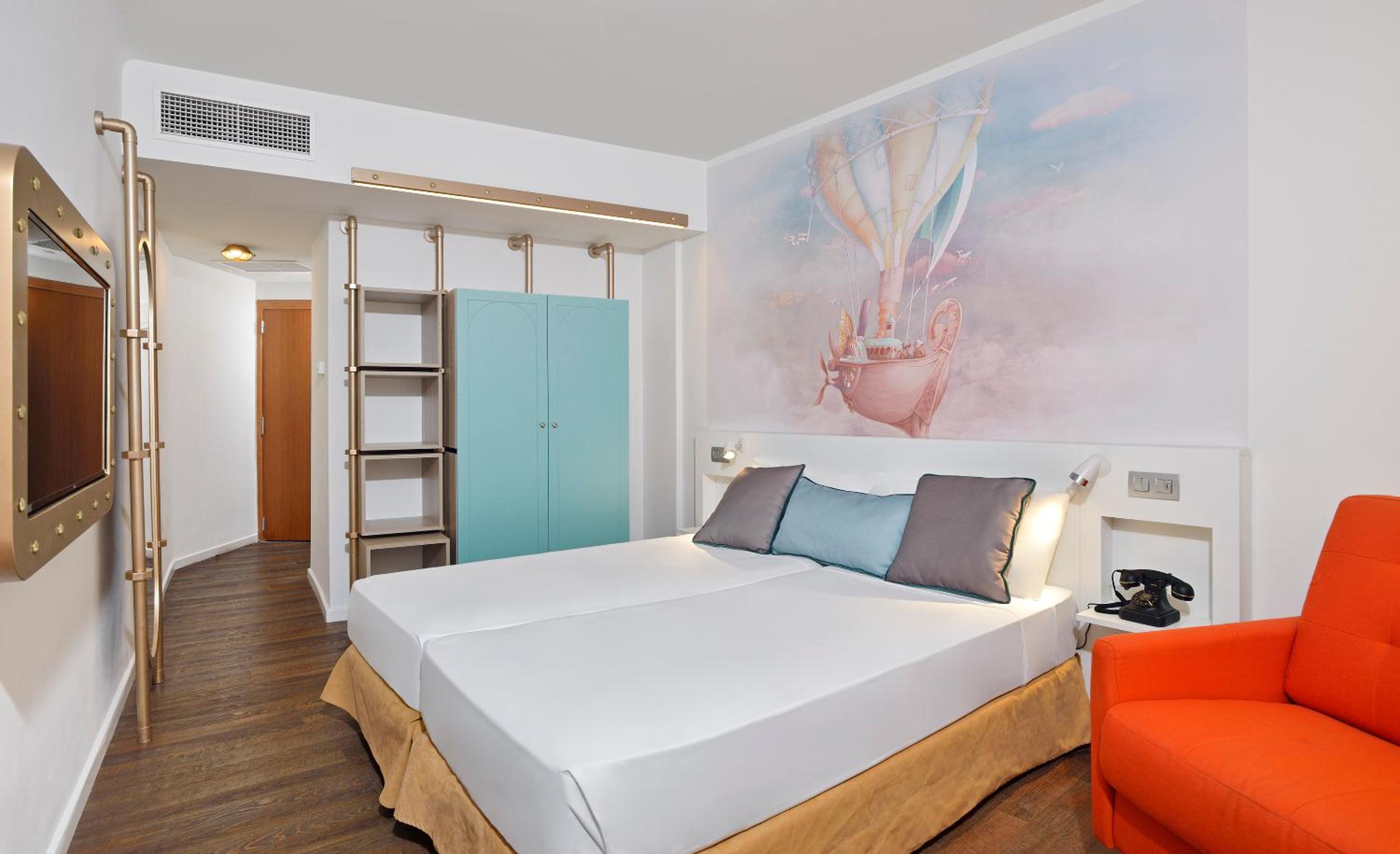 Katmandu Room