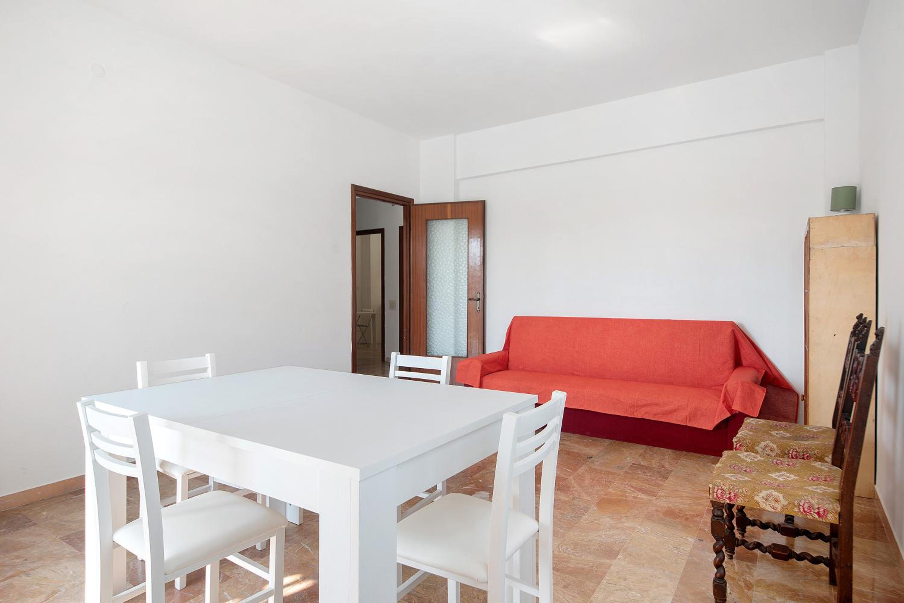 Two-Bedroom Deluxe Apartment with Balcony