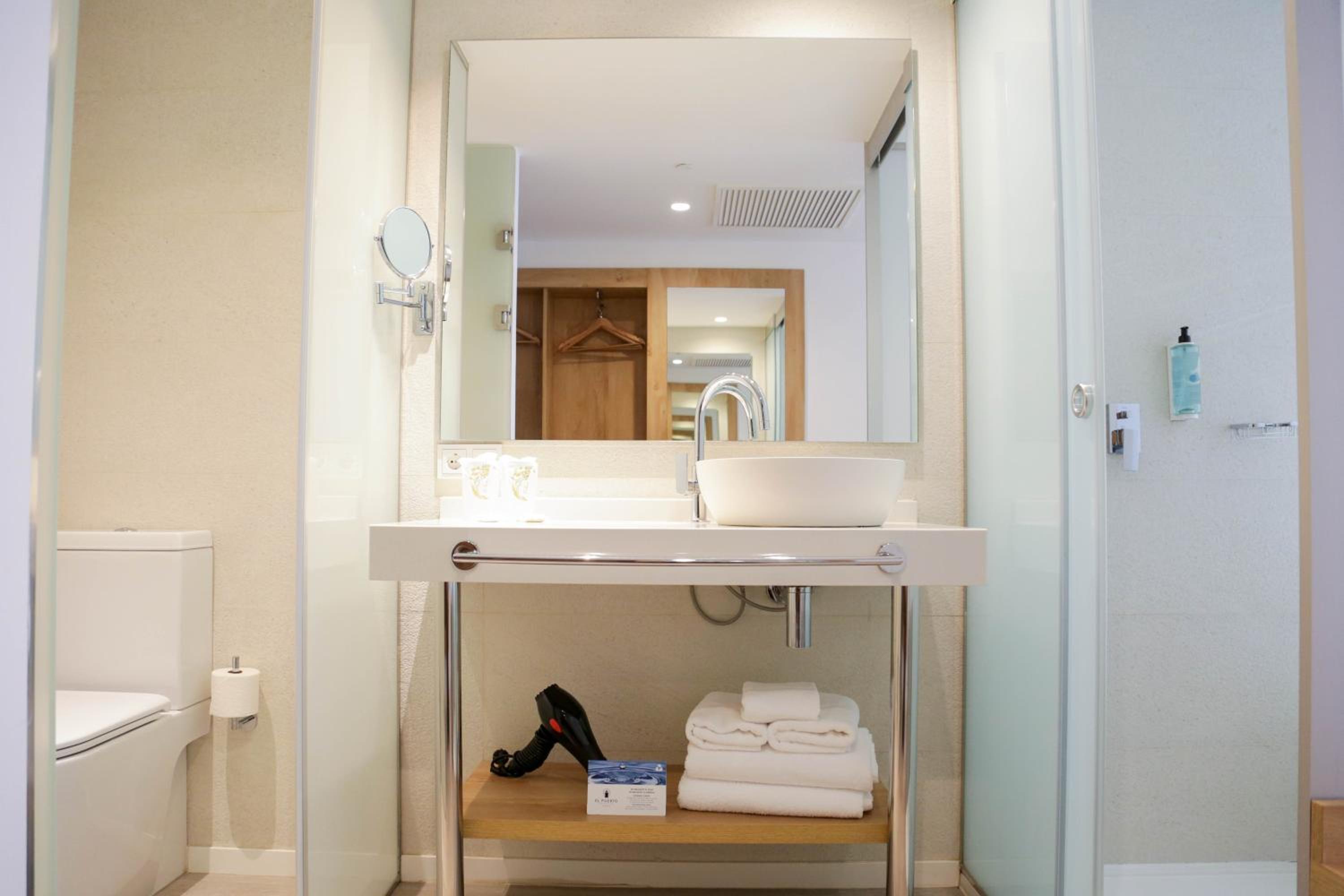 Deluxe Double Room - Photo 5