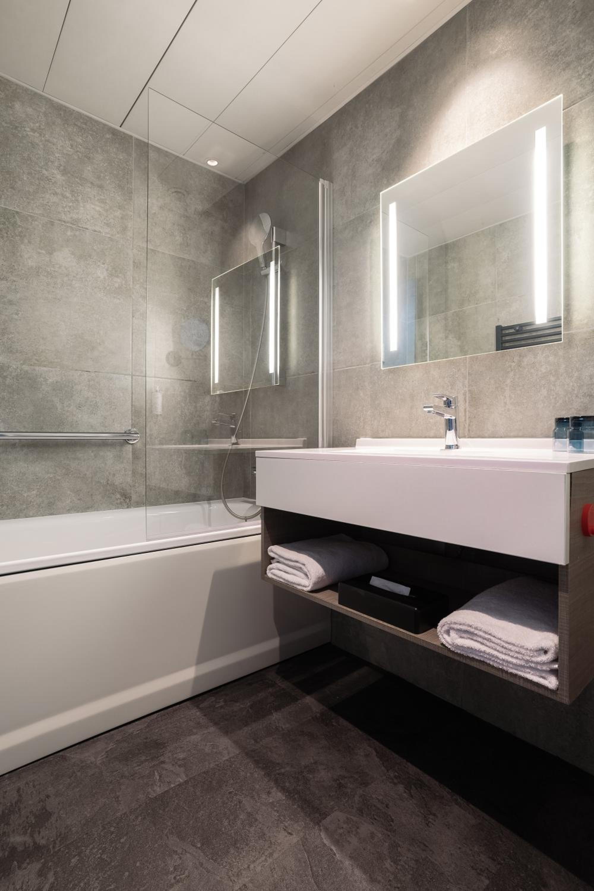 Classic Double Room - Photo 7