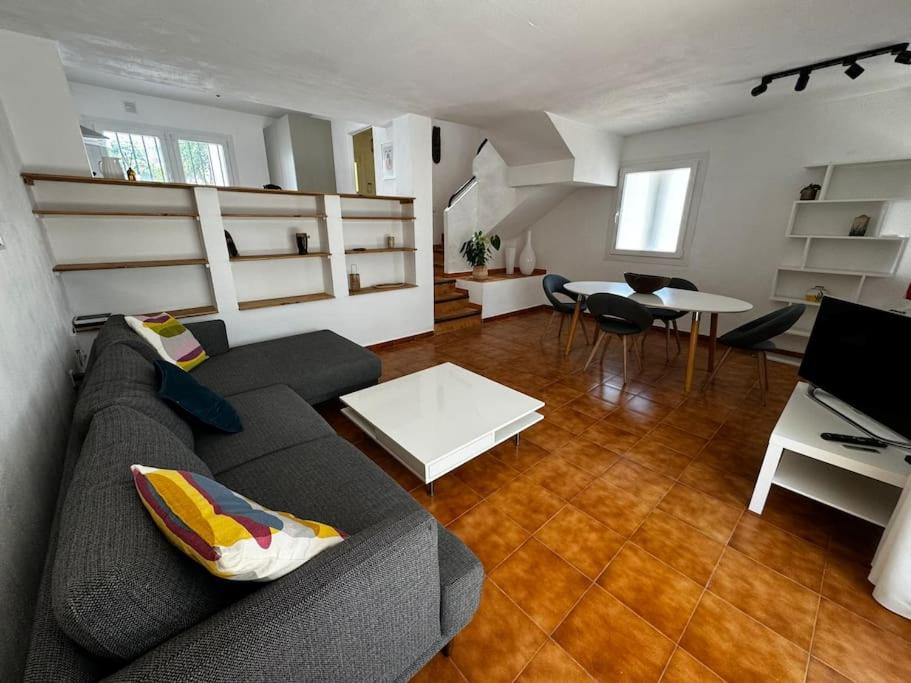 Casa de tres habitaciones