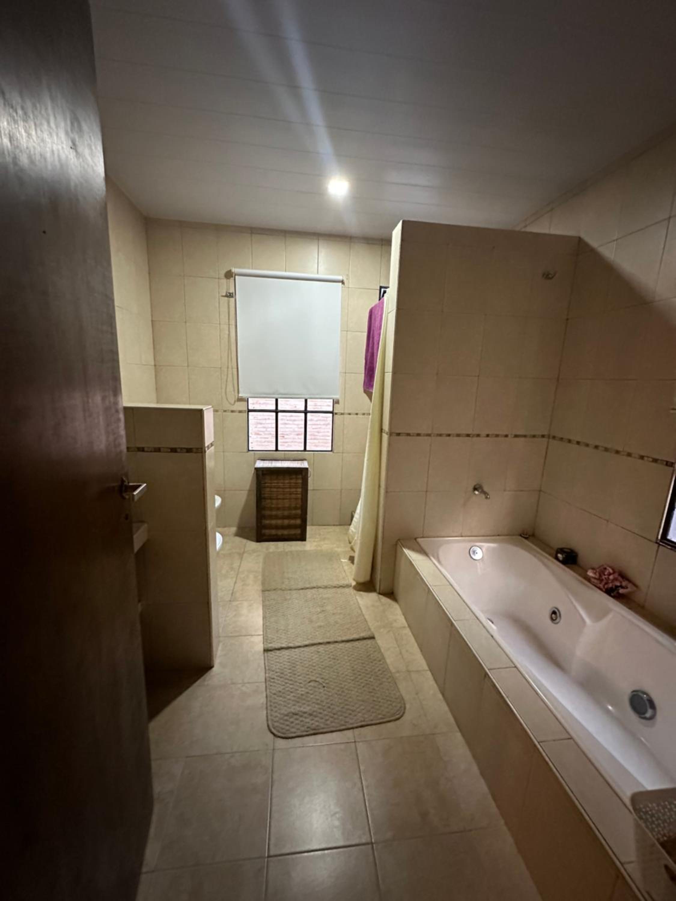 Two-Bedroom House photo 3