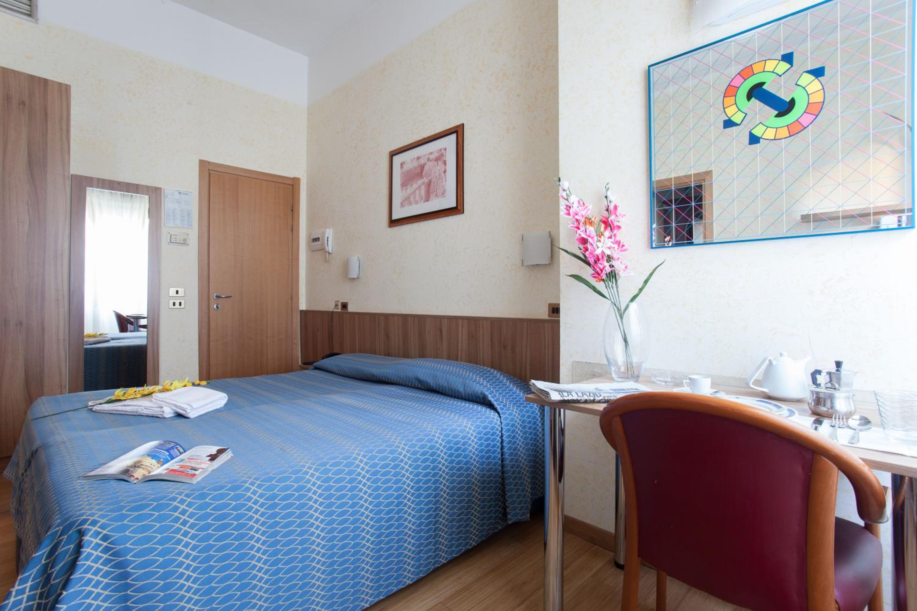 Double Room with Kitchenette — the supplier's photographs — photo 3